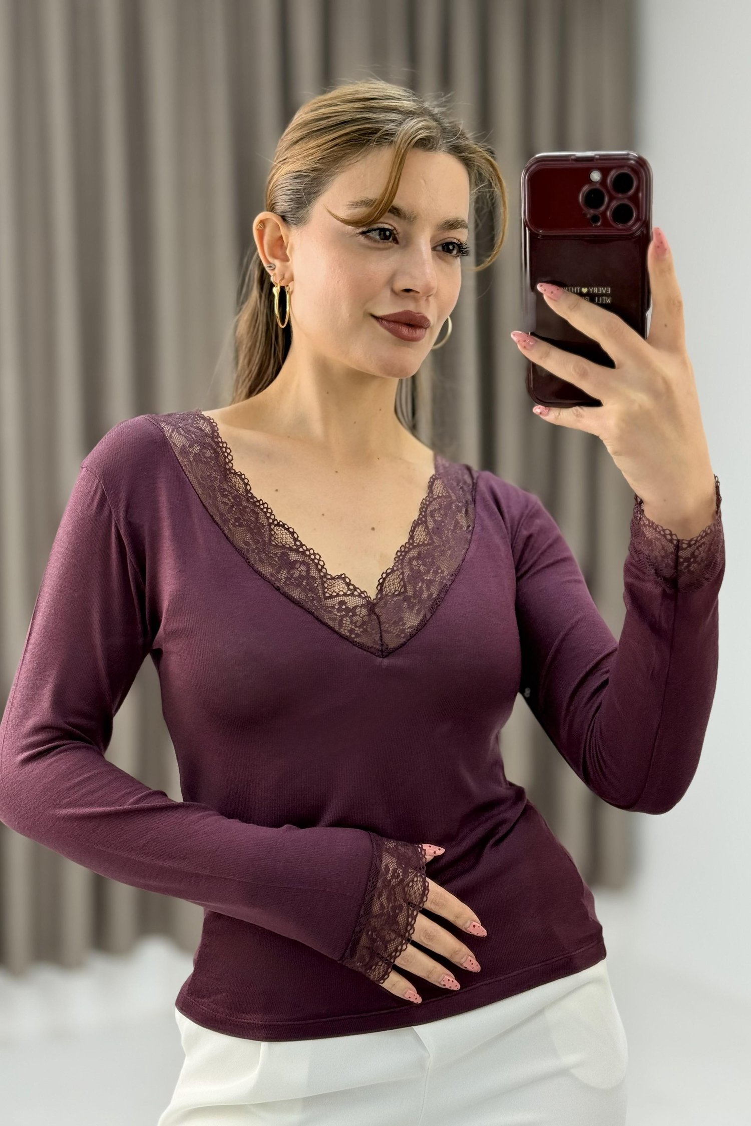 Mürdüm Dantel Detaylı Kaşmir Bluz