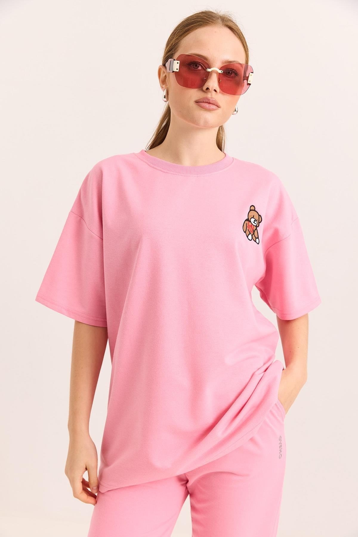 Pembe Ayıcık Nakışlı Oversize Tişört