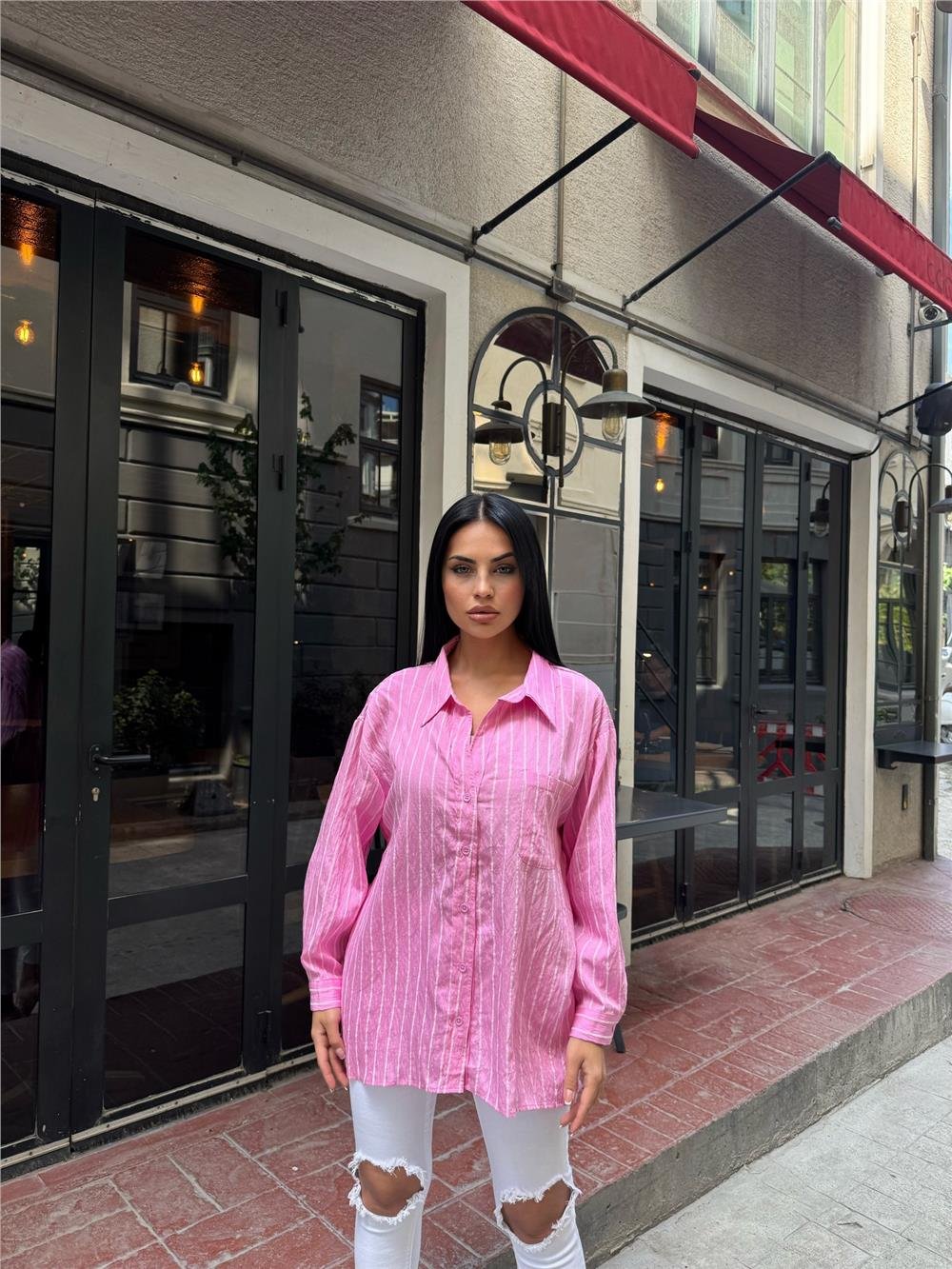 Pembe Çizgili Oversize Düğmeli Gömlek
