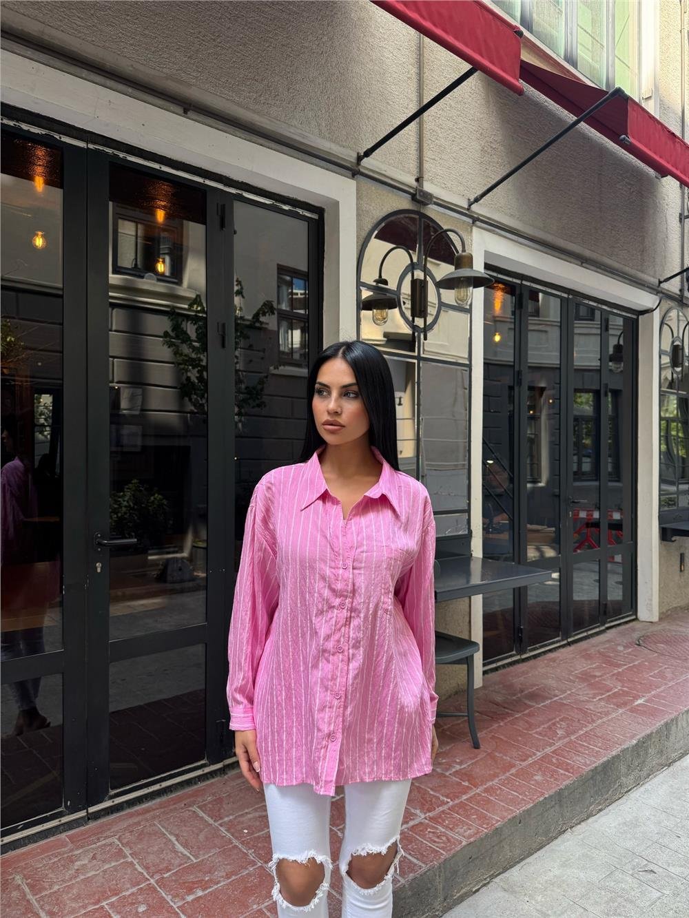 Pembe Çizgili Oversize Düğmeli Gömlek