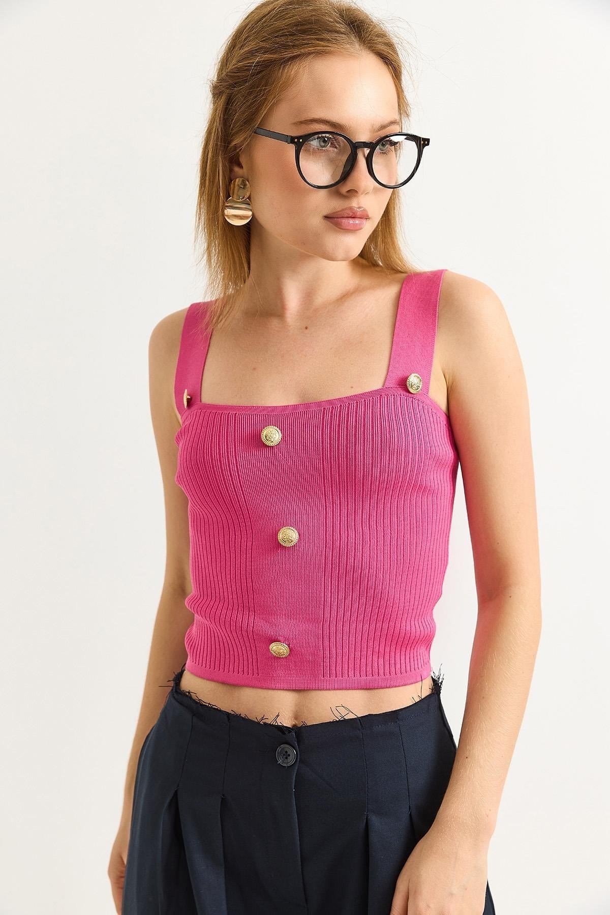 Pembe Düğmeli Triko Crop Bluz