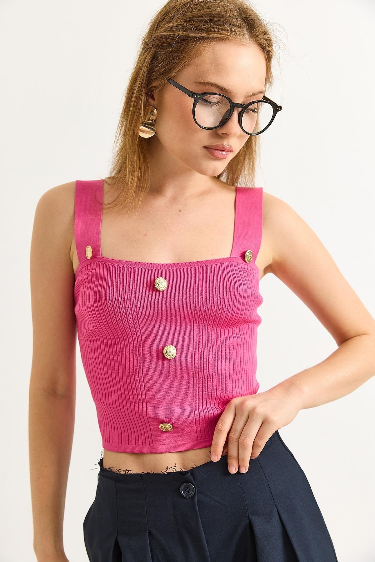 Pembe Düğmeli Triko Crop Bluz