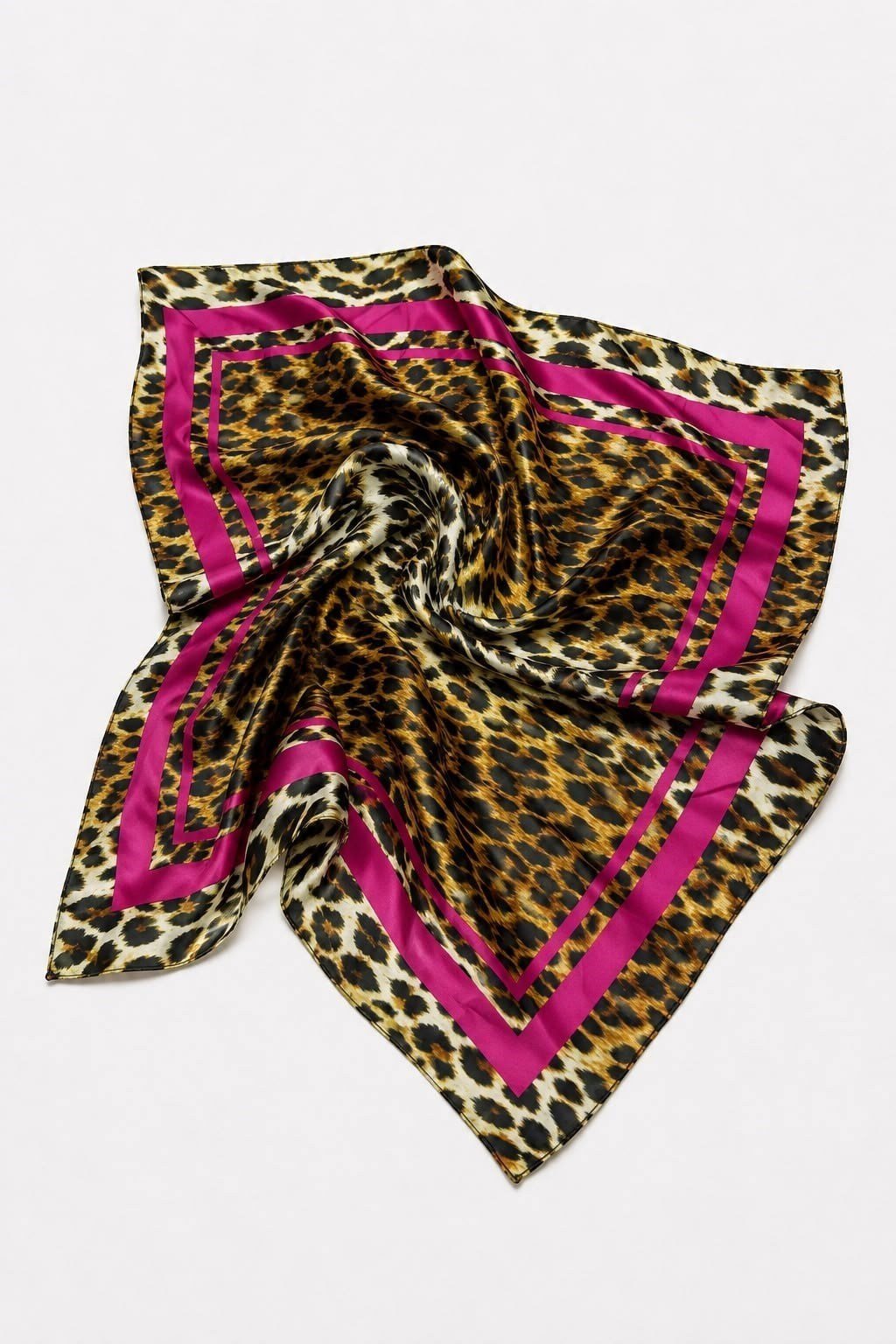 Pembe Leopar Desenli Şal