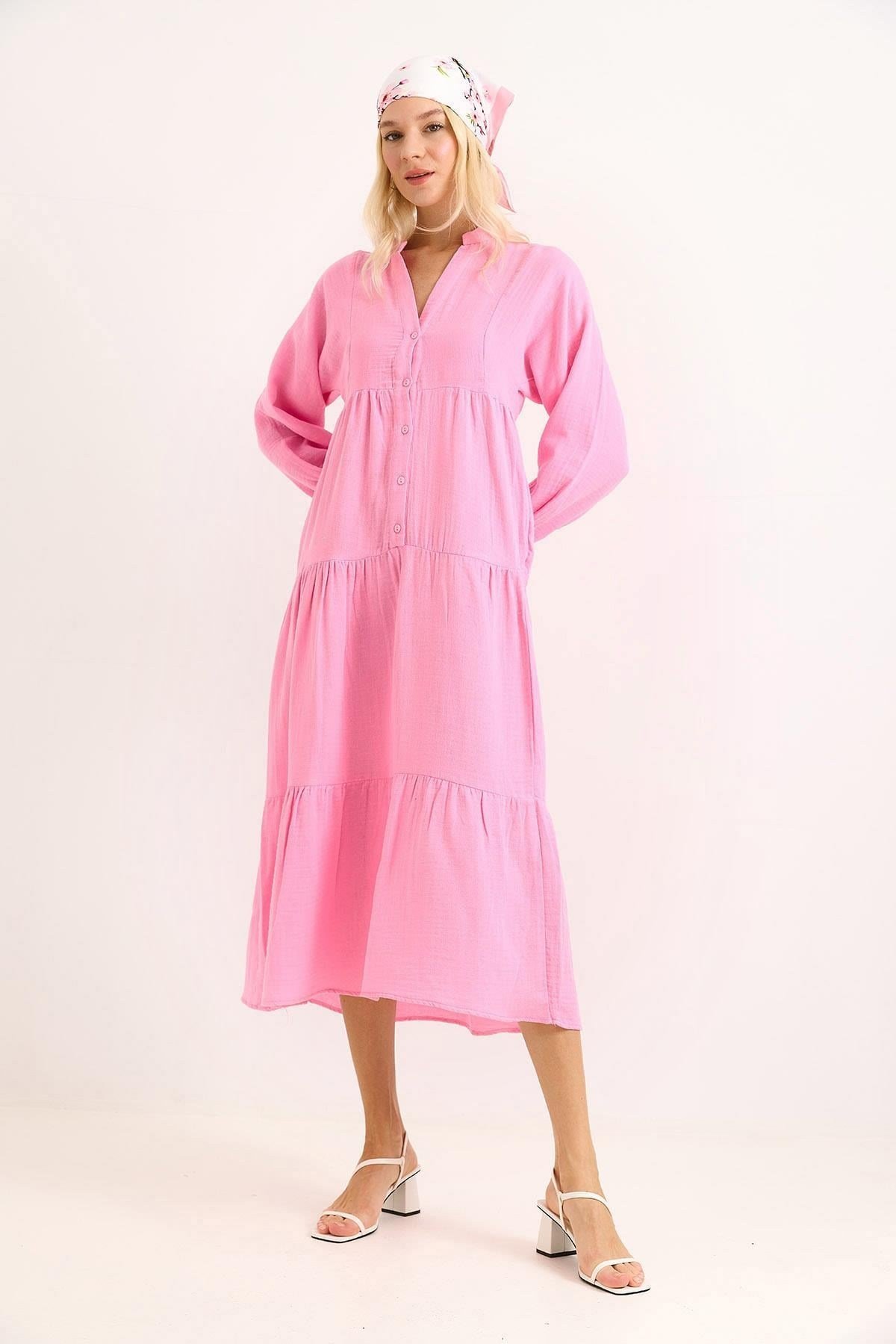 Pembe Müslin Düğmeli Elbise