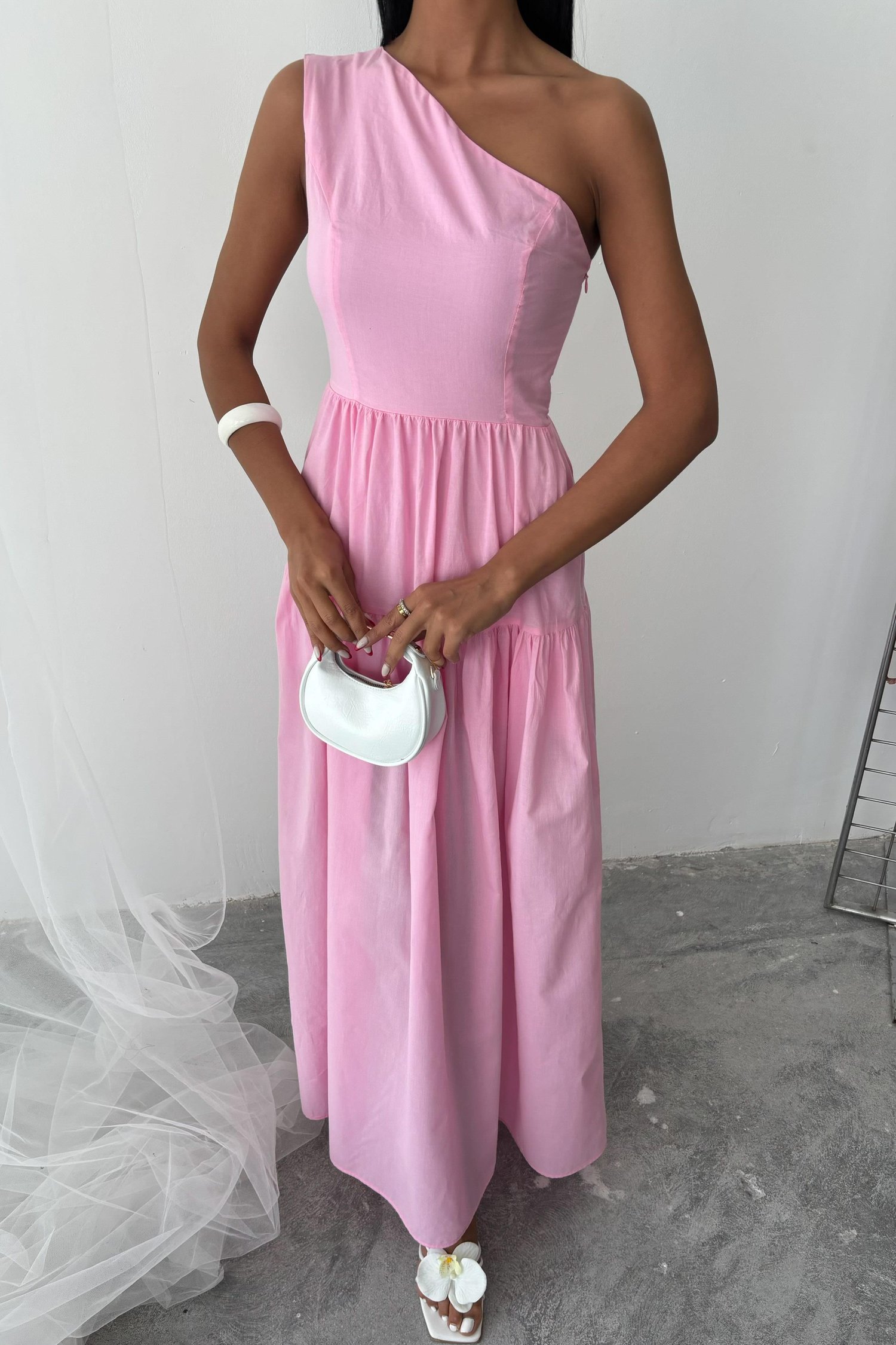 pembe-tek-omuz-wual-maxi-elbise-82-192.jpg