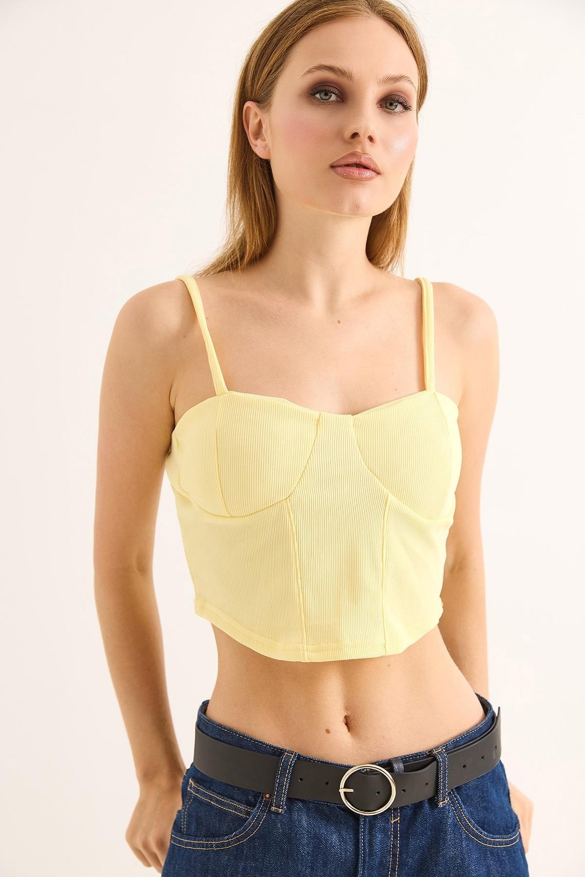 Sarı İp Askılı Crop Bluz