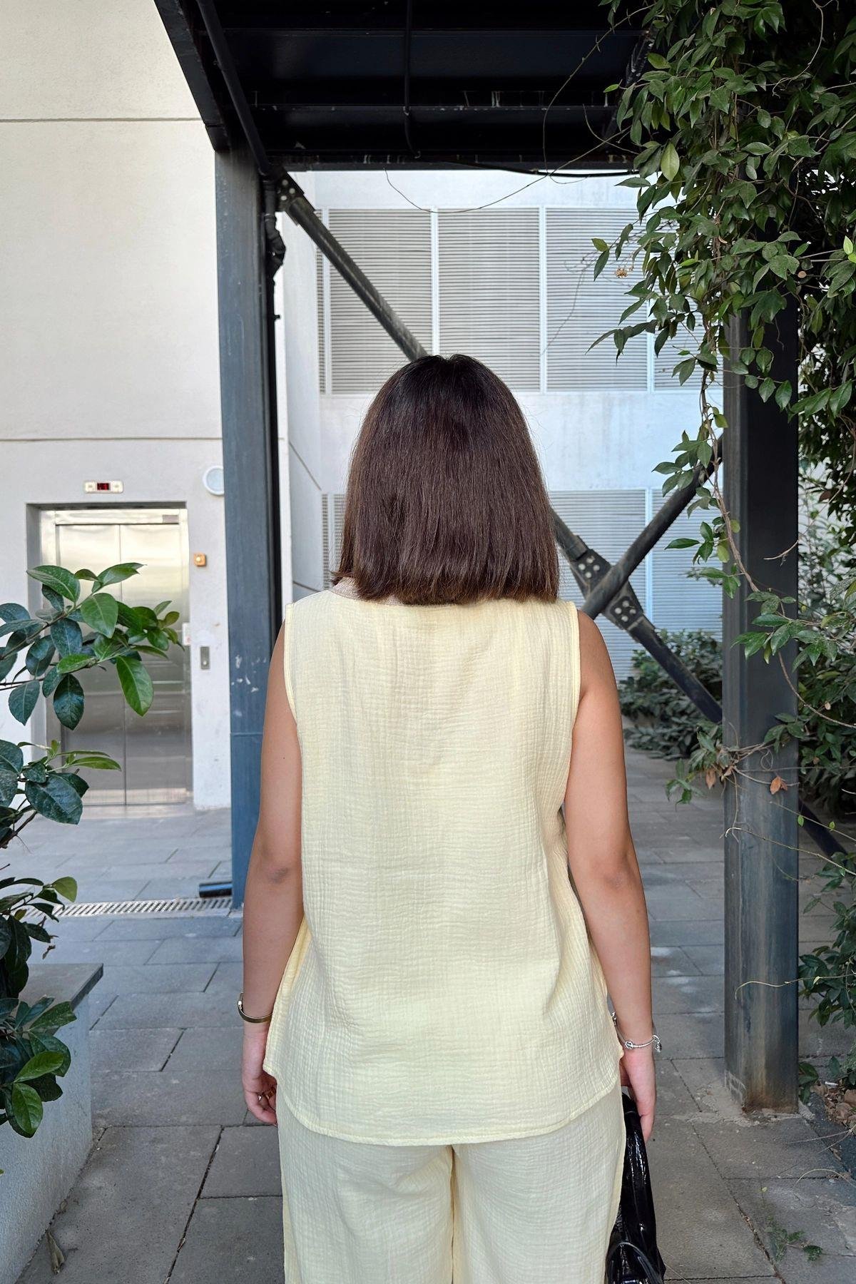 sari-muslin-salas-bluz-cfe8a7.jpg