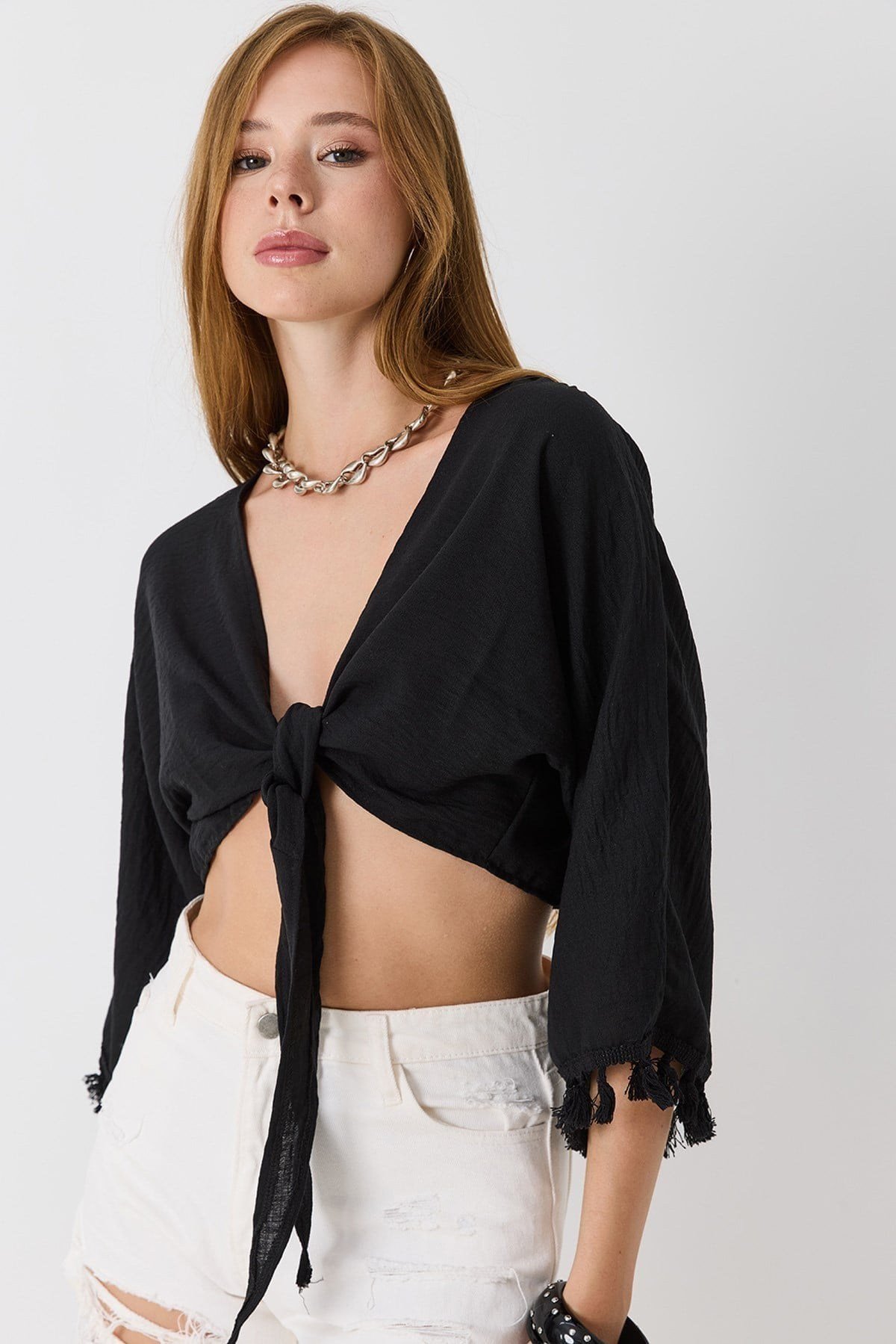 Siyah Bağlamalı Ayrobin Crop Bluz