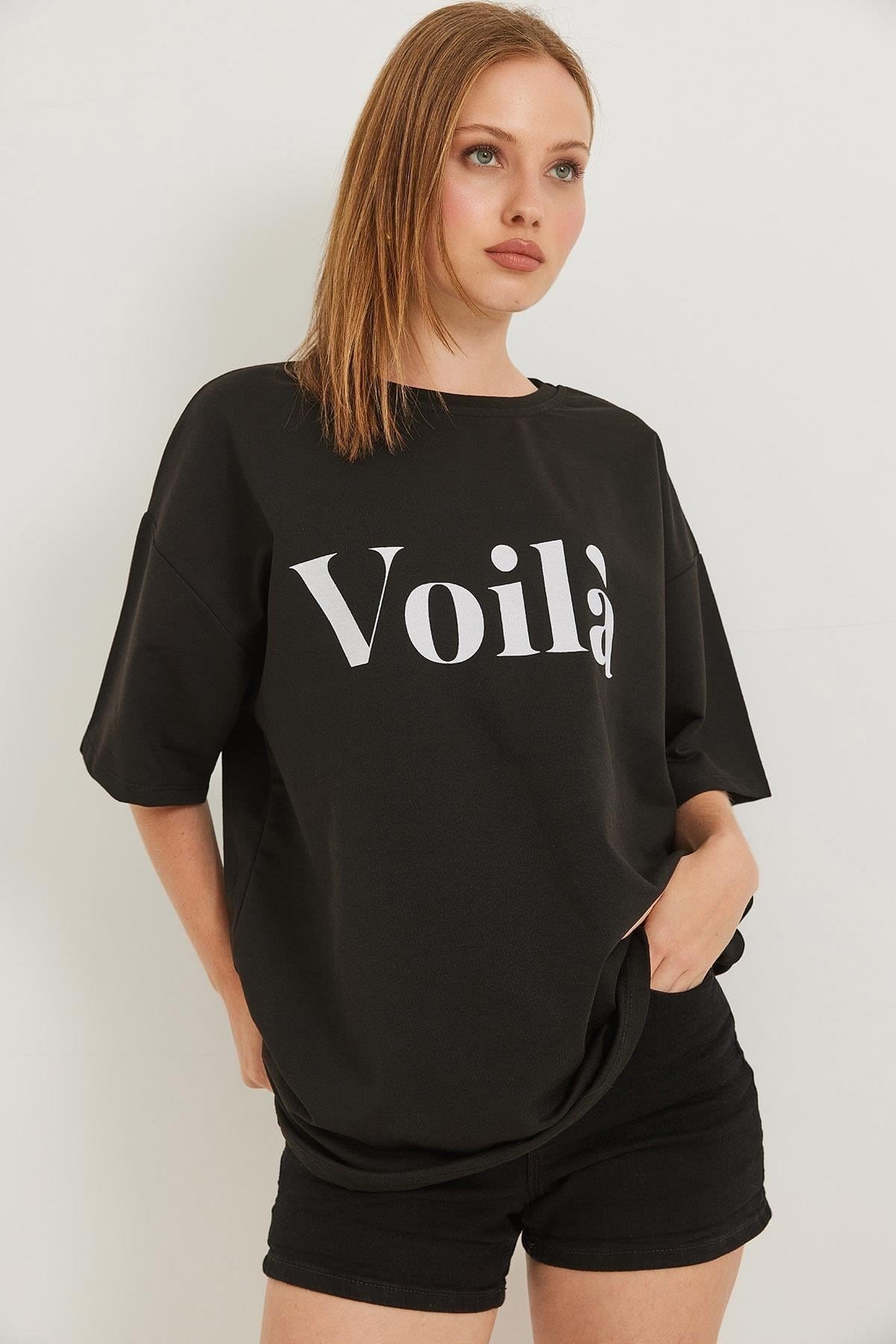 Siyah Baskılı Oversize Tişört