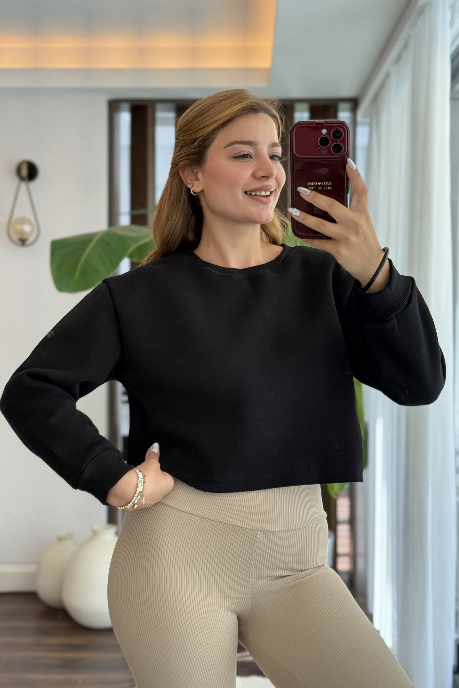 Siyah Bisiklet Yaka Sweatshirt