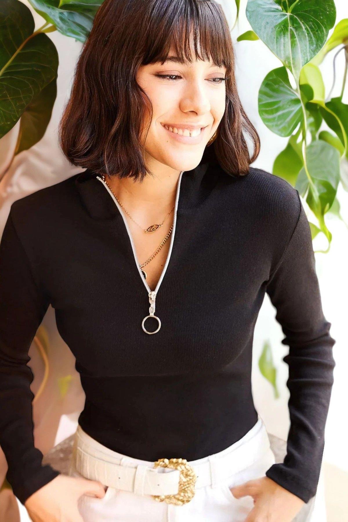 siyah-fermuarli-bluz-b5-ba0.jpg
