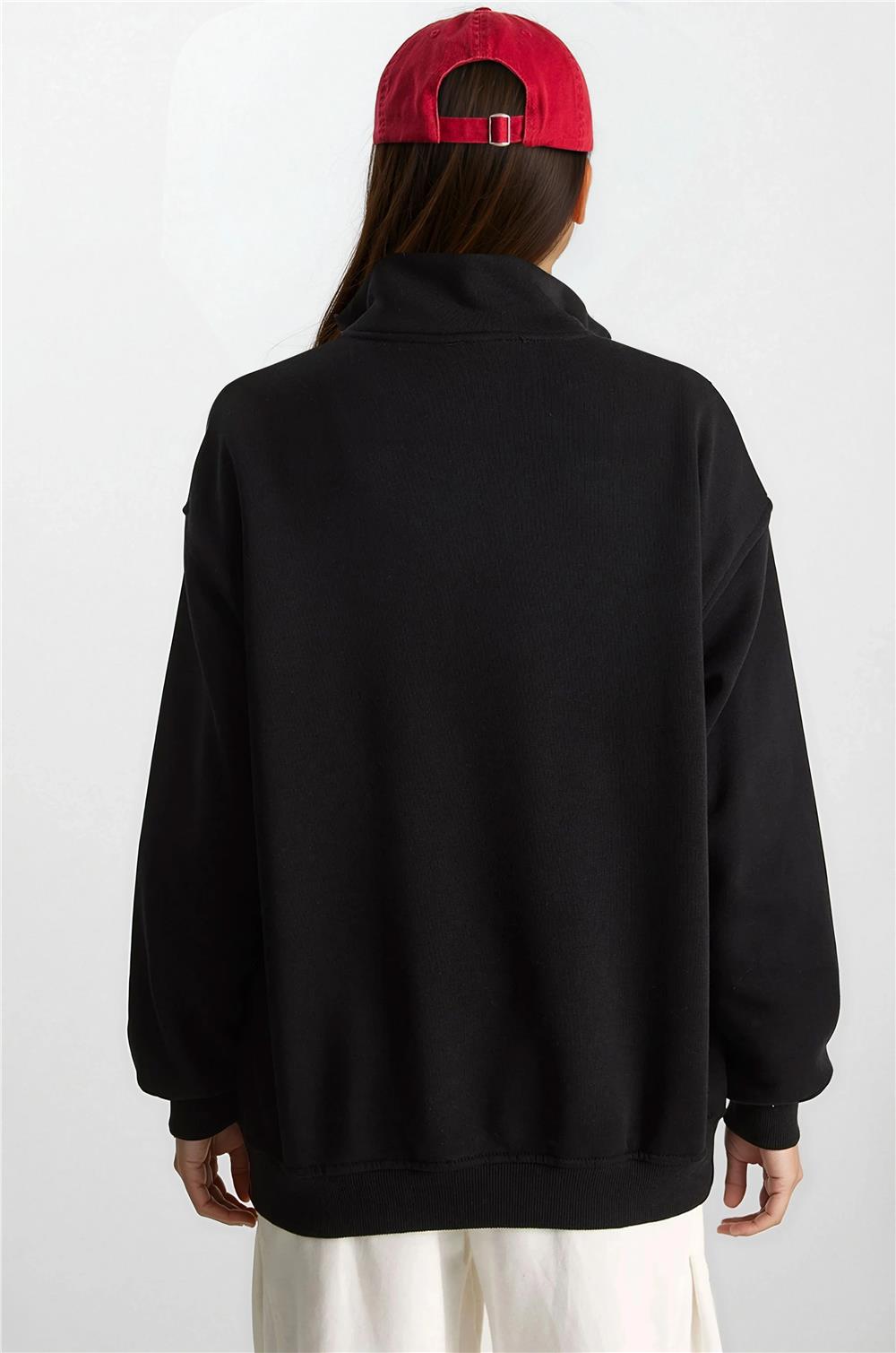 Siyah Fermuarlı Sweatshirt