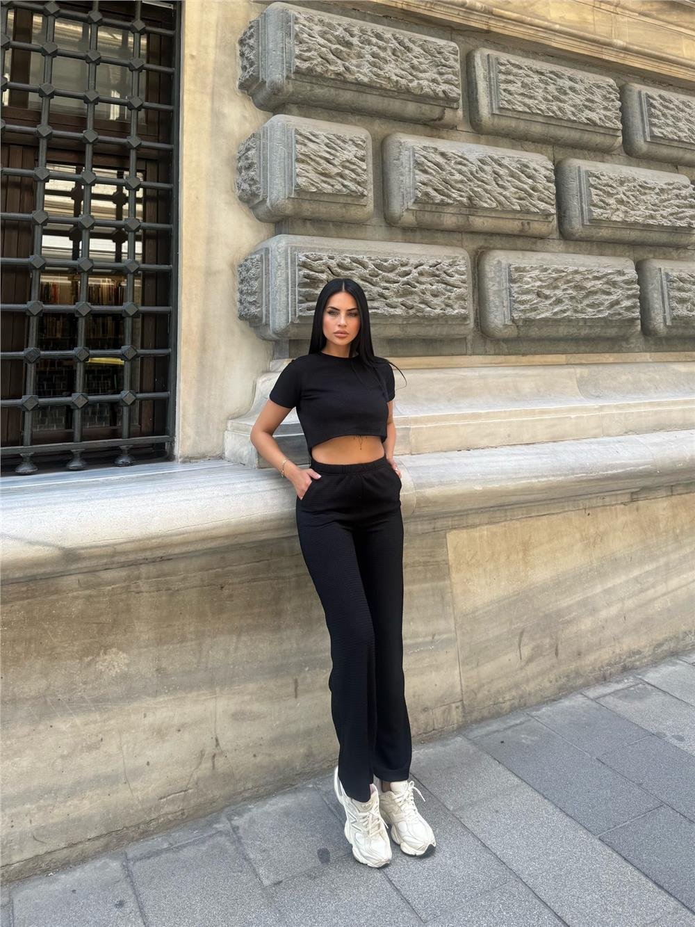 Siyah Modal Polyester Dokulu Bisiklet Yaka Takım