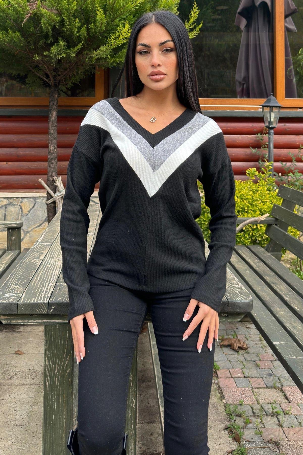 siyah-pamuklu-bluz-624-9e.jpg