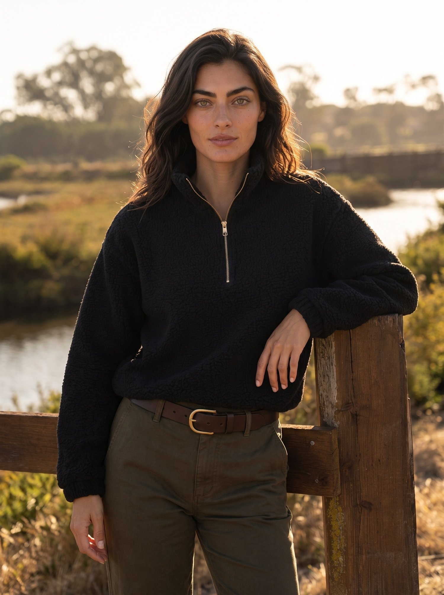 Siyah Yarım Fermuarlı Sweatshirt