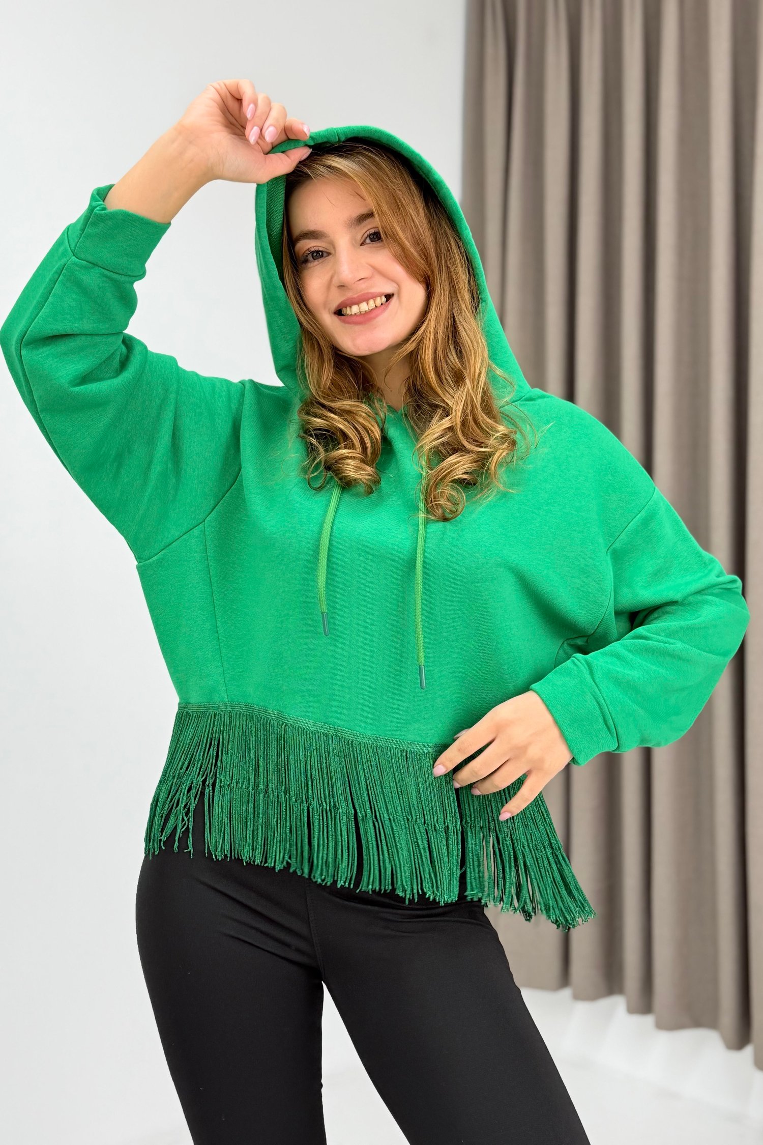 Yeşil Saçaklı Kapüşonlu Sweatshirt