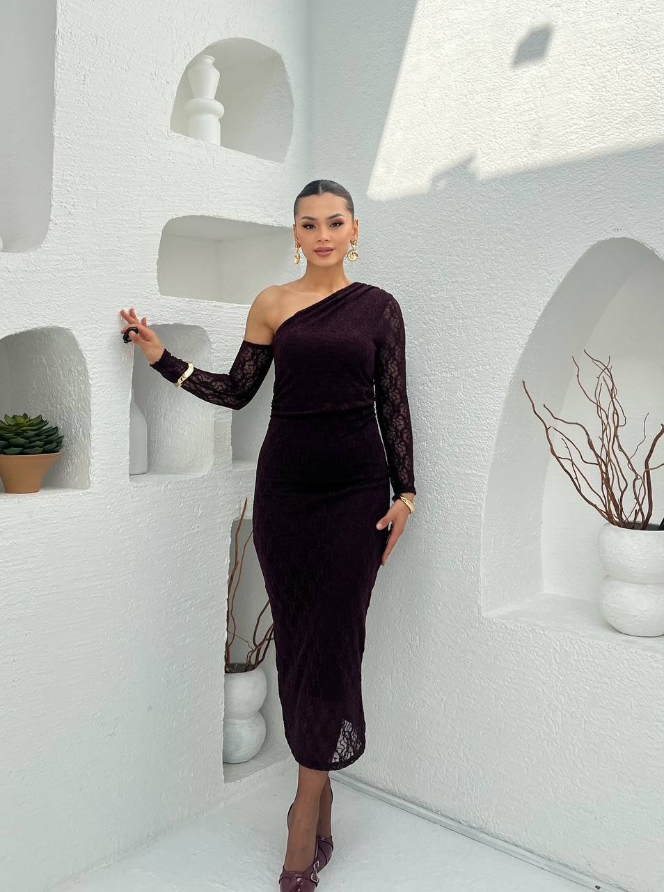 3883-BORDO TEK OMUZ DANTELLİ ELBİSE