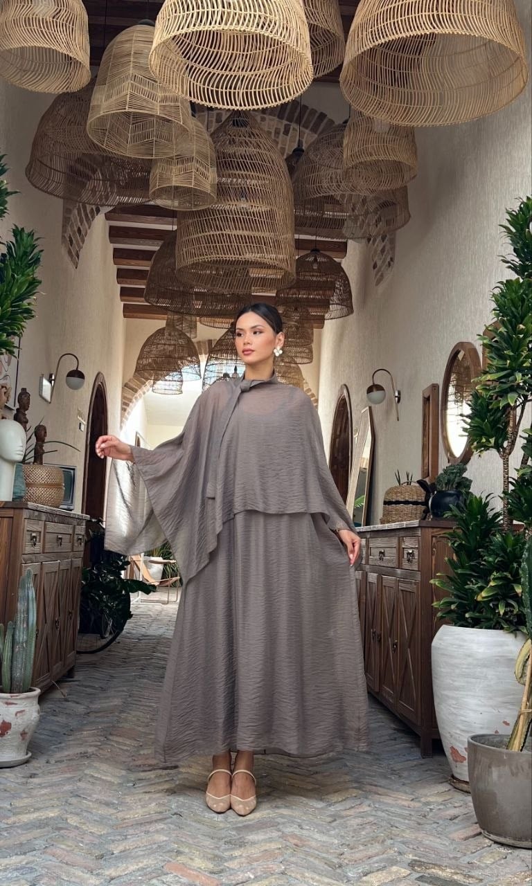 4086-Gri Şifon Kaftan Detaylı Astar İçli Takım