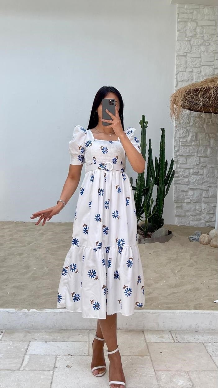 Puantiye Desenli Önü Gipeli Poplin Midi Elbise Mavi Çiçekli