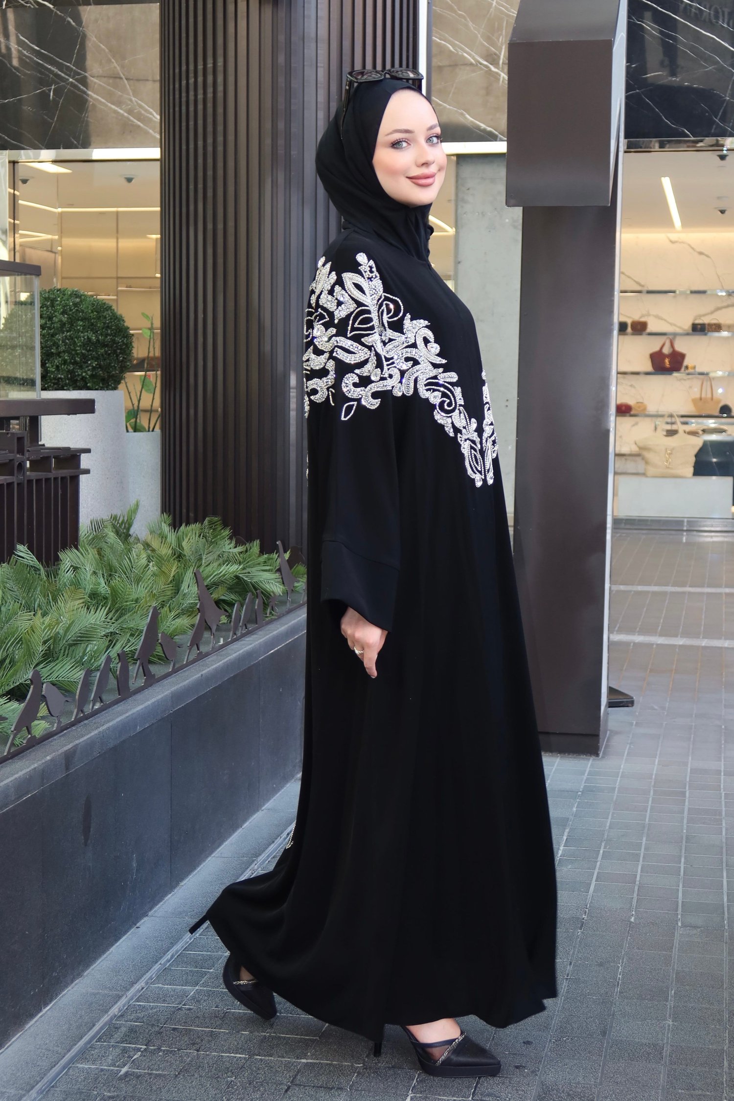 AHU ABAYA