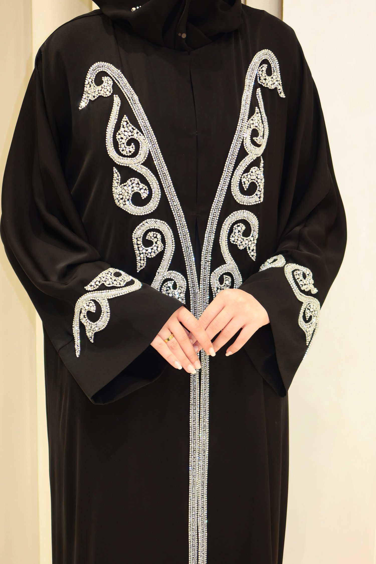 AYSU ABAYA