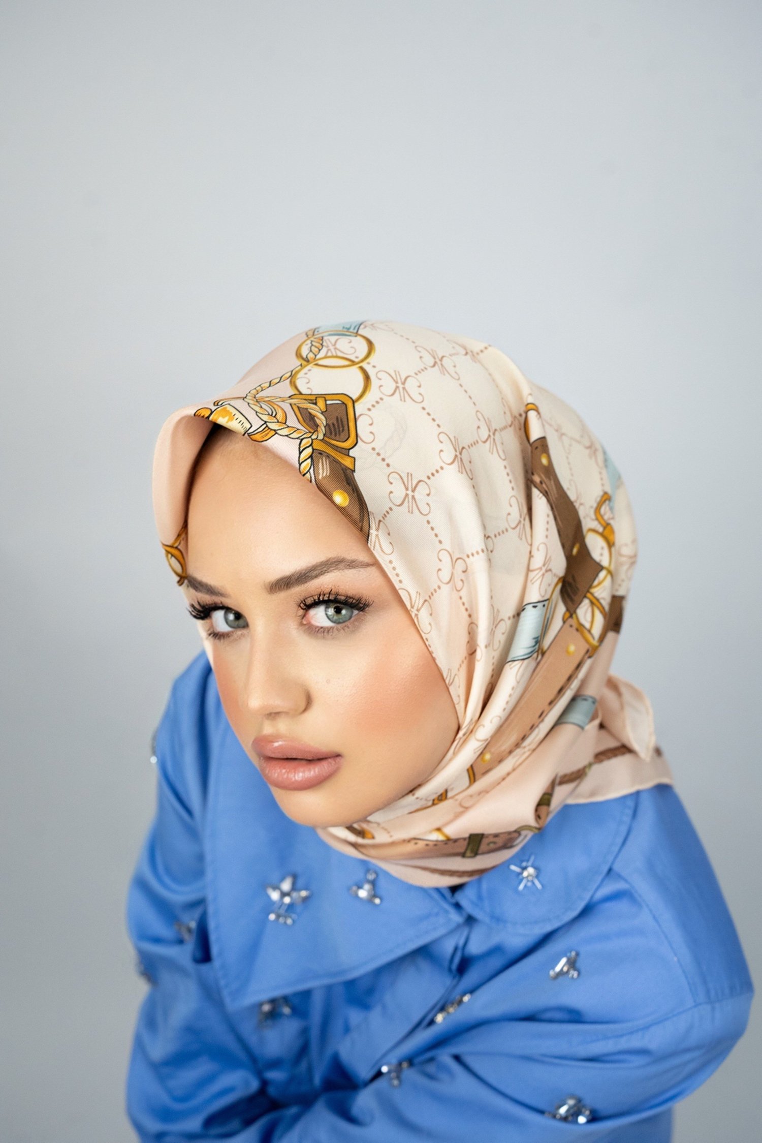 BIANCA PUDRA-MAVİ  TİVİL İPEK EŞARP 90x90