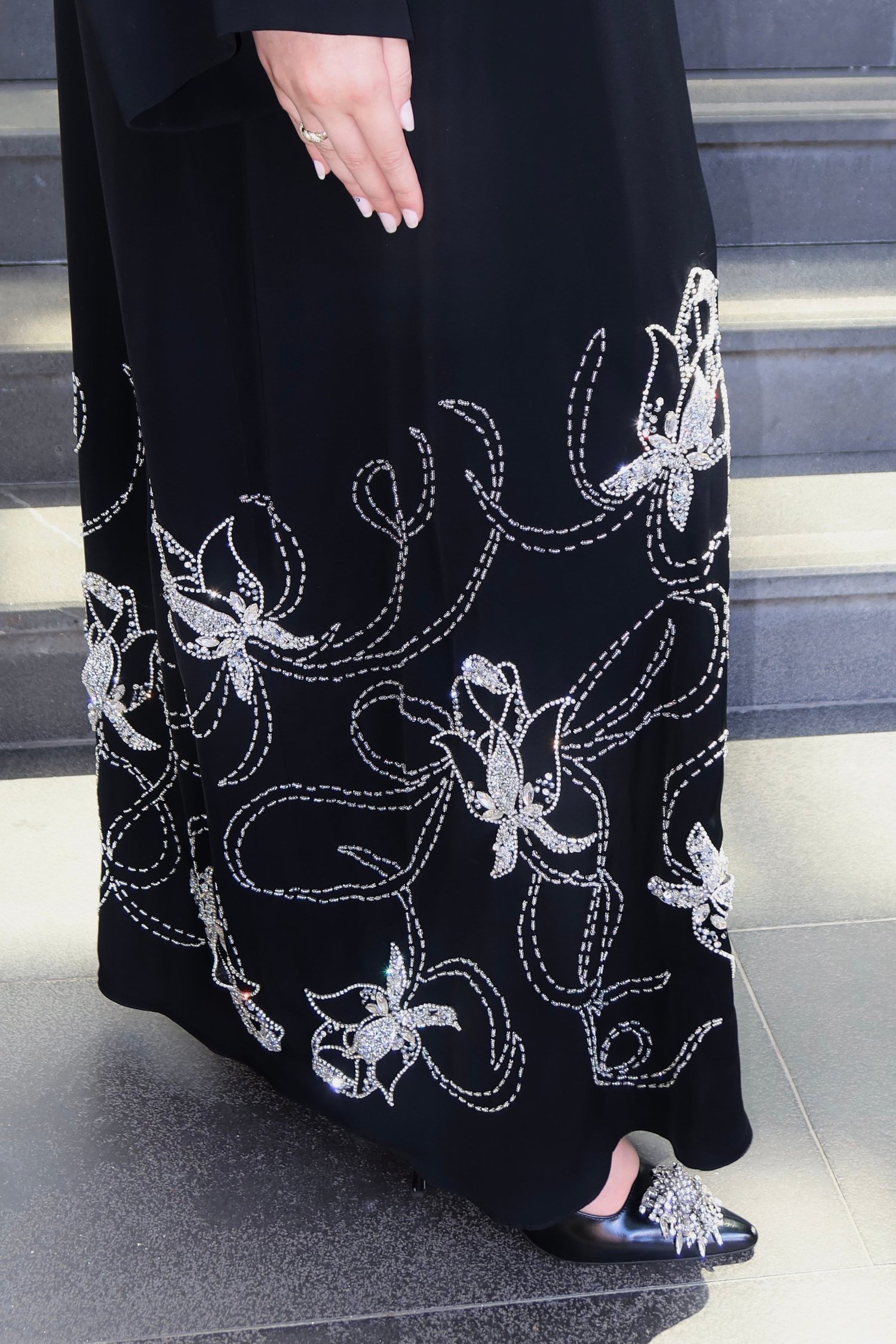 BİSAN ABAYA