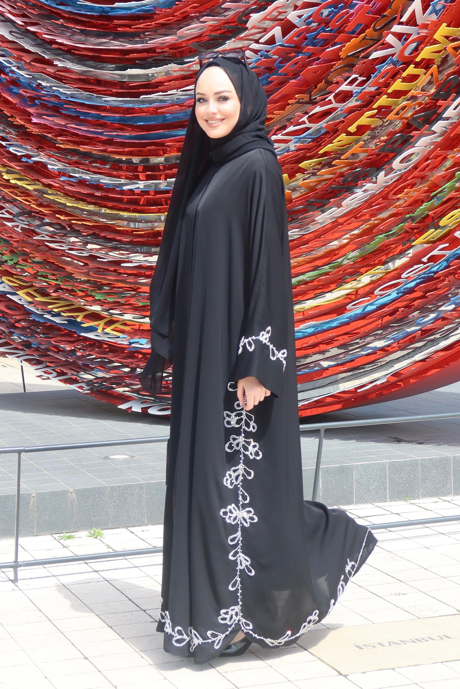 DORNİKA ABAYA
