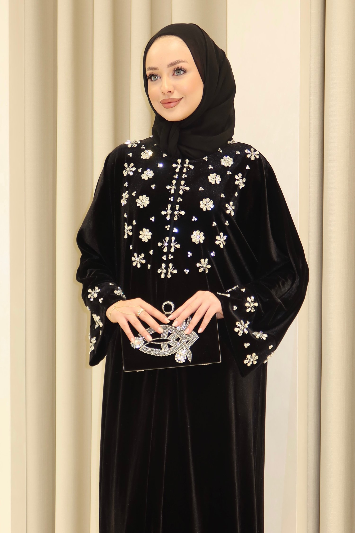 GLORYA KADİFE ABAYA