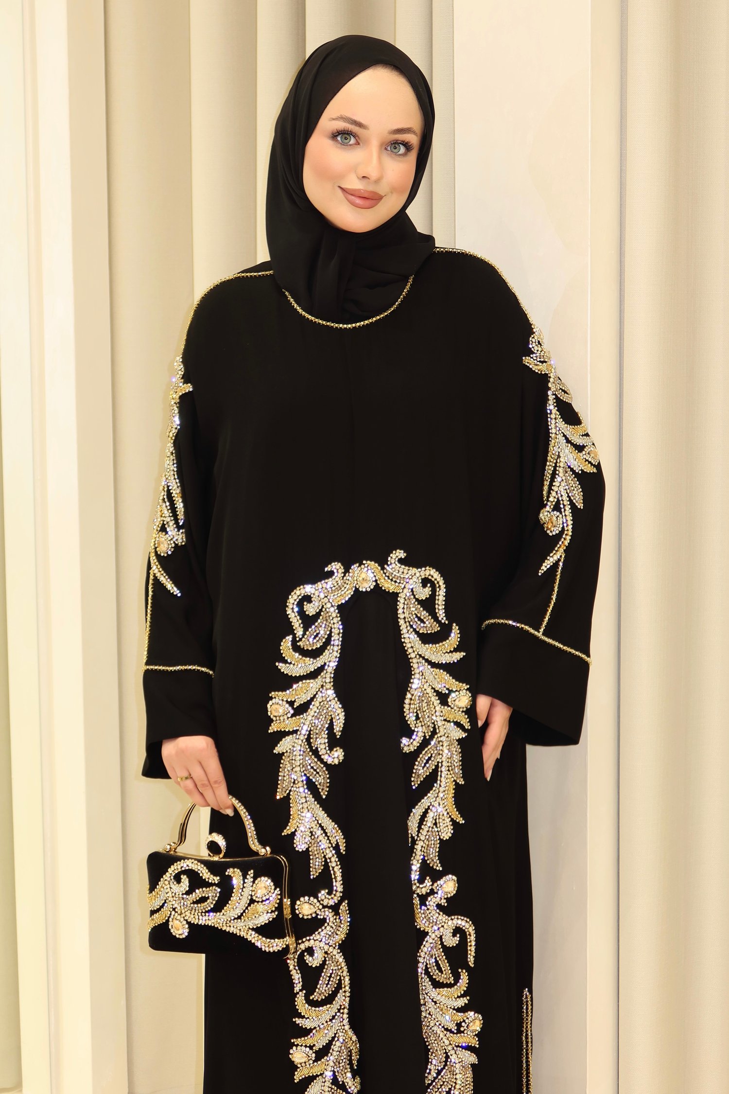 GOLD MEDUSA ABAYA