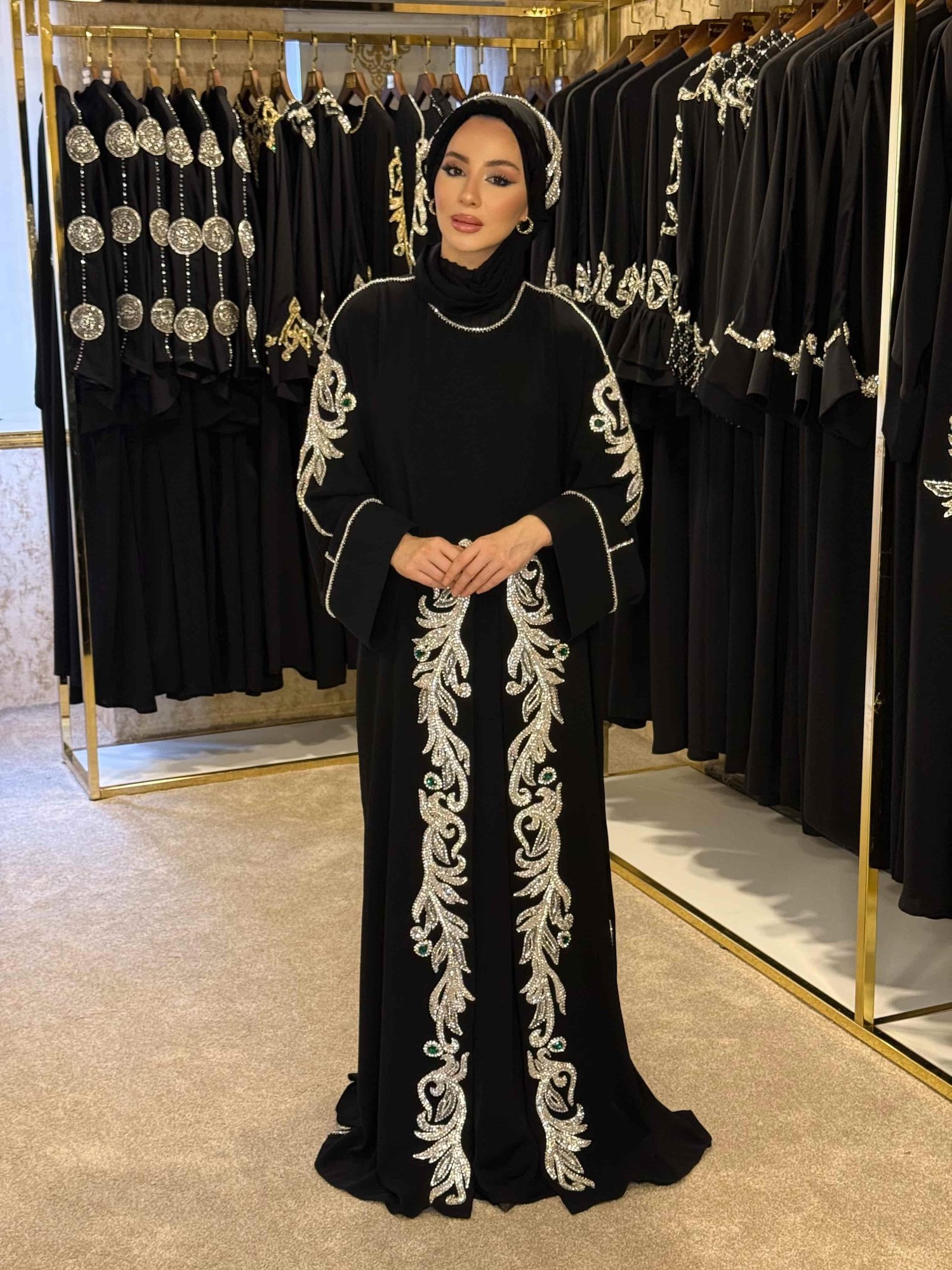 Gümüş Medusa Abaya