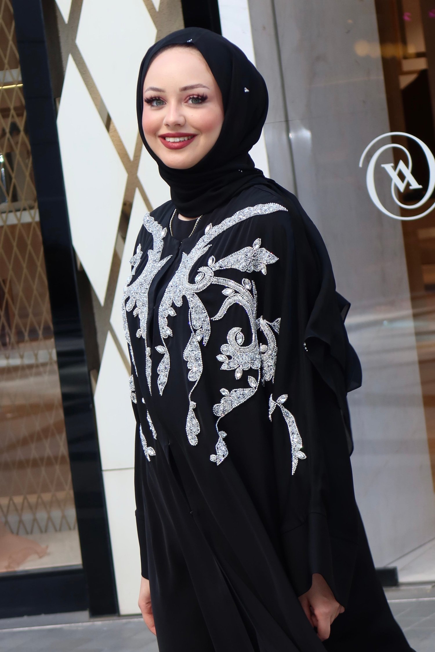 GÜNEŞ ABAYA