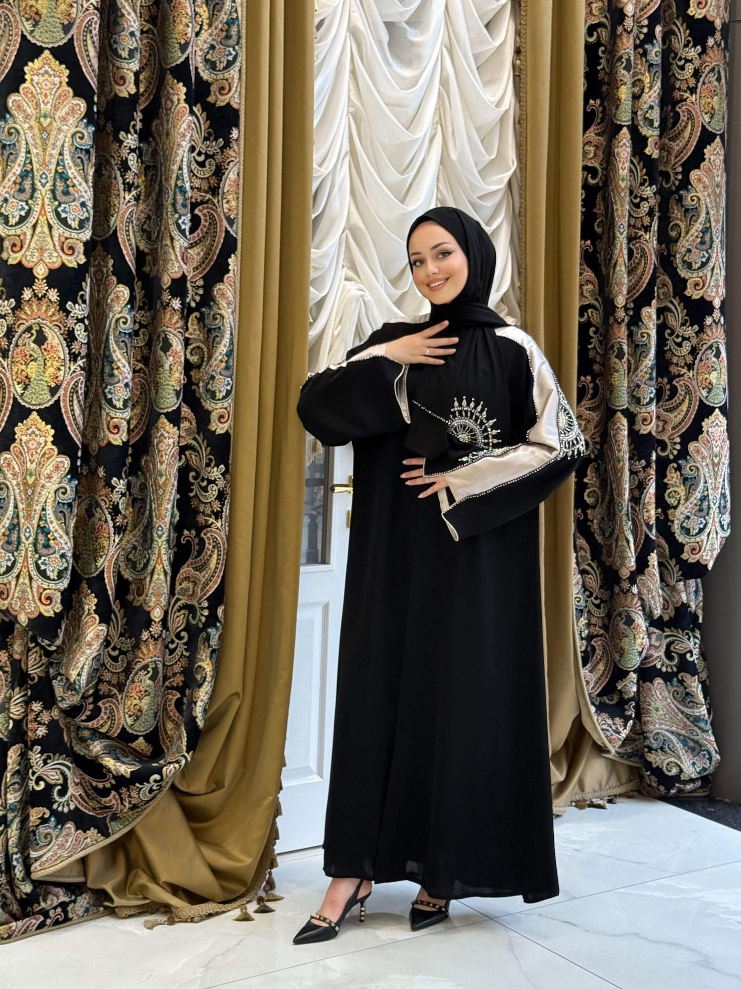 Güneş Abaya