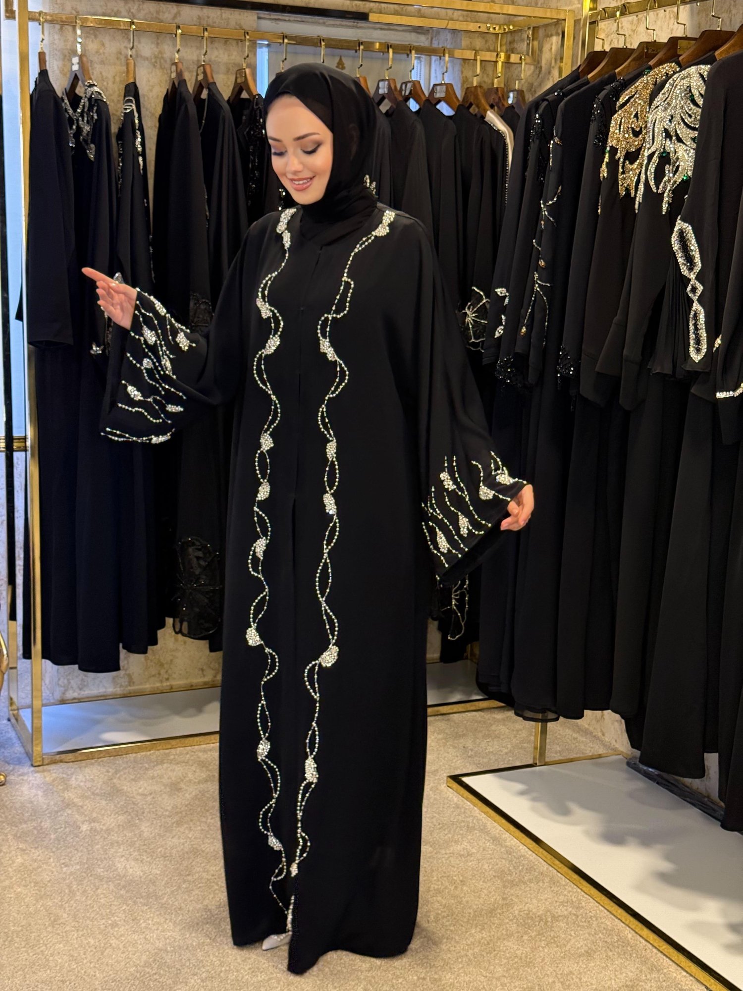 İnci Abaya