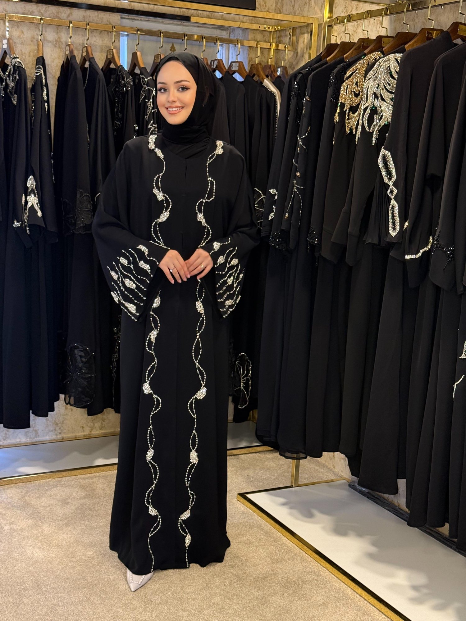 İnci Abaya