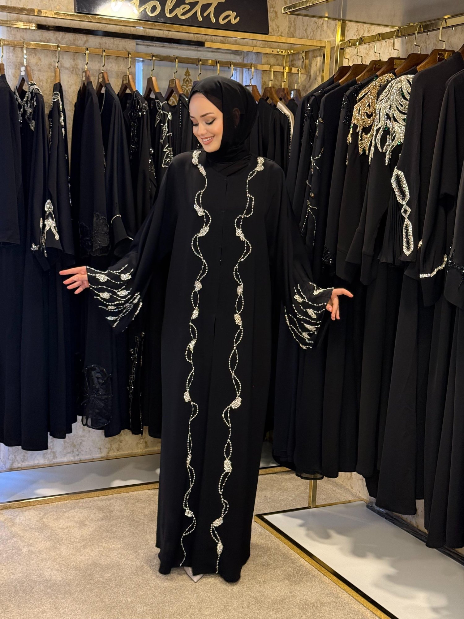 İnci Abaya