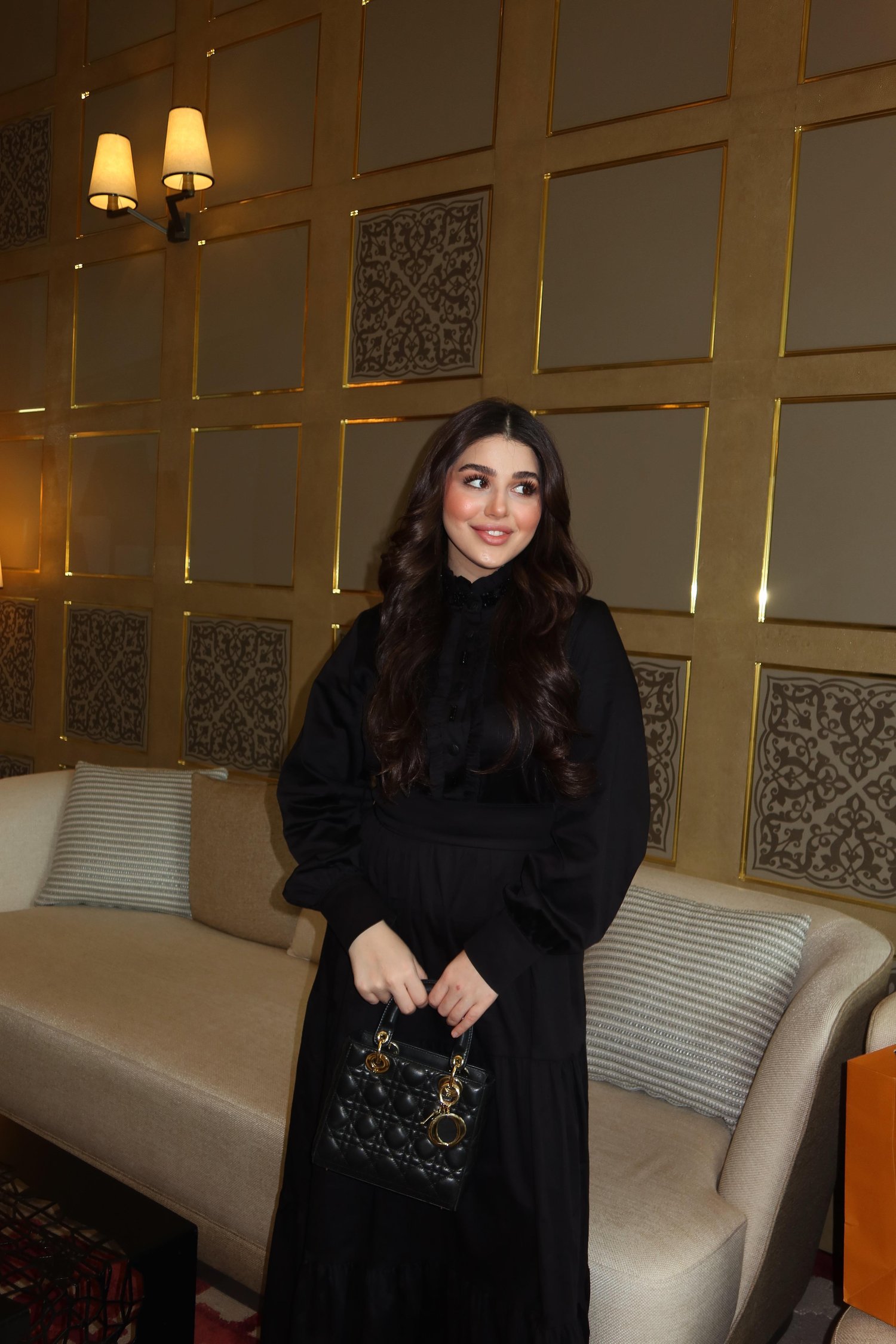 LARA ELBİSE