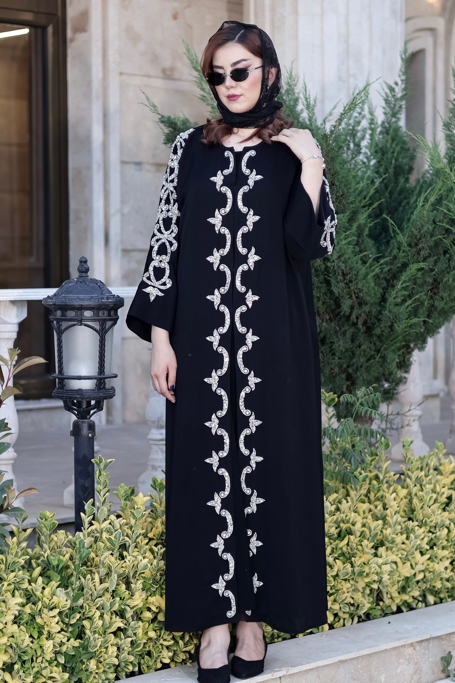MİNA GÜMÜŞ ABAYA