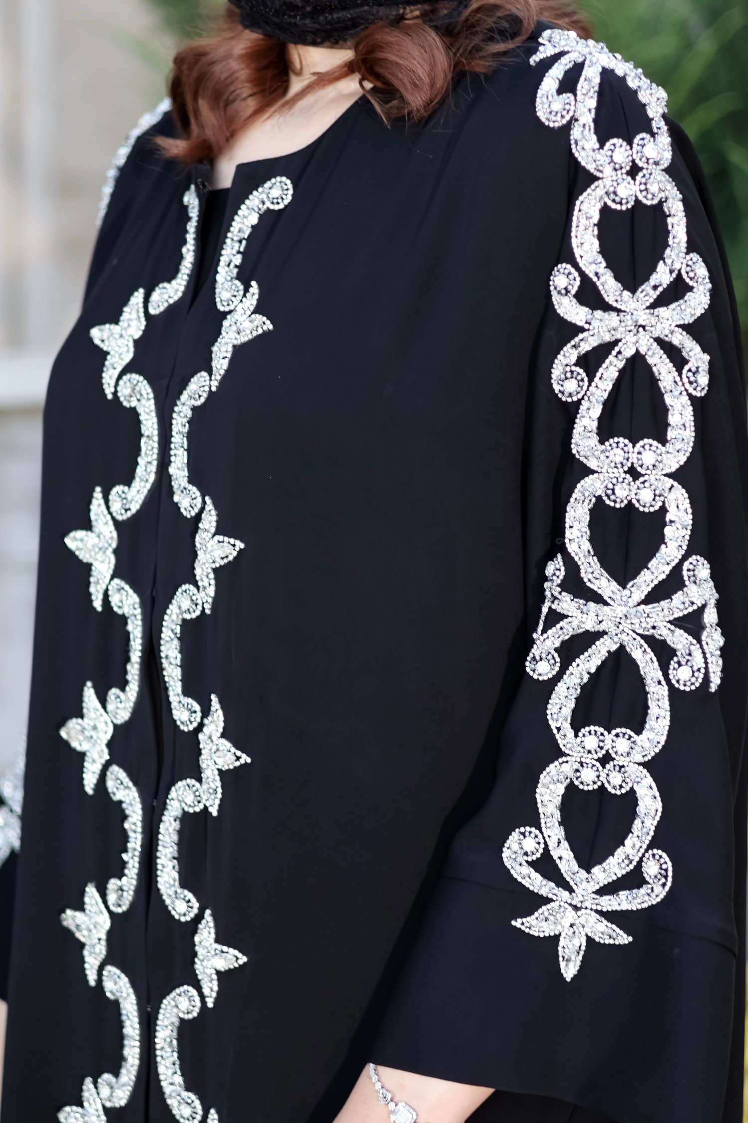 MİNA GÜMÜŞ ABAYA