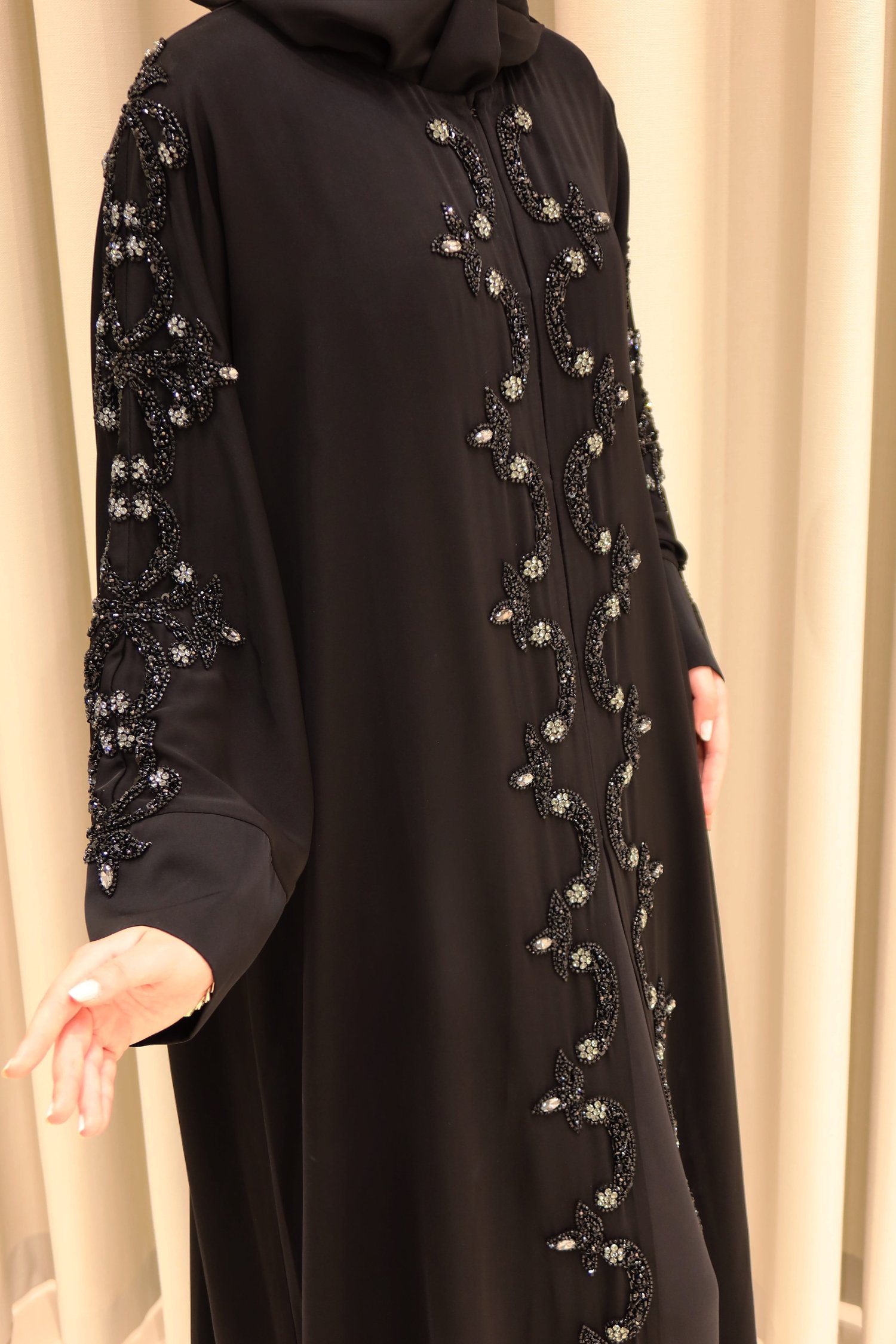 MİNA SİYAH ABAYA