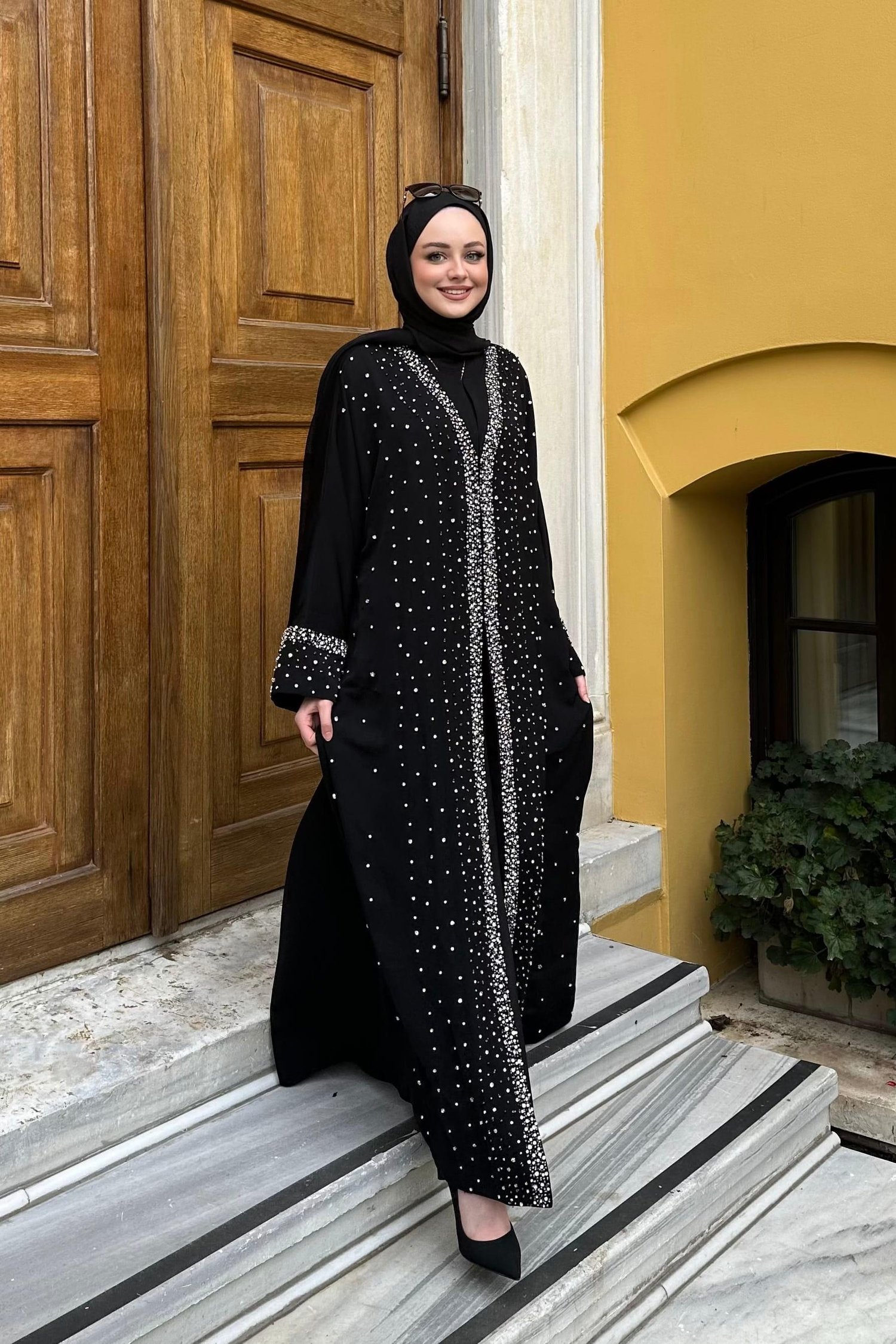 NAMİRA ABAYA