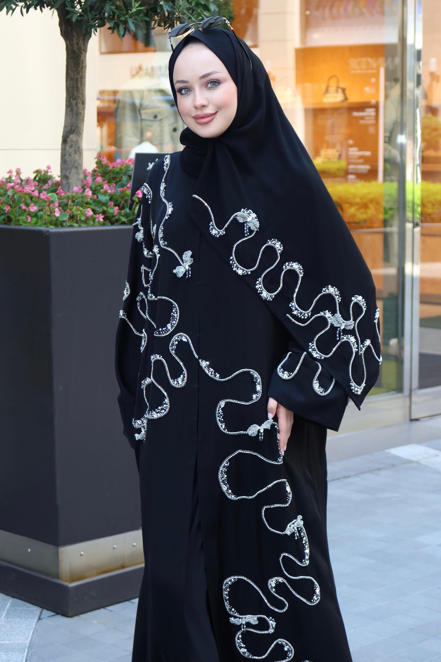 SERVİNAZ ABAYA
