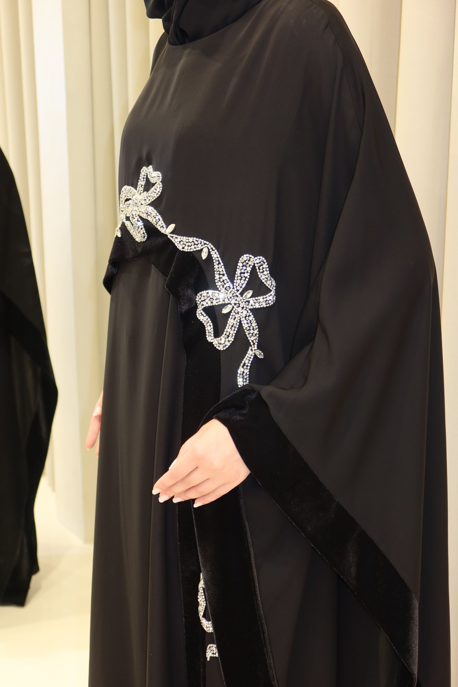 TERLAN ABAYA