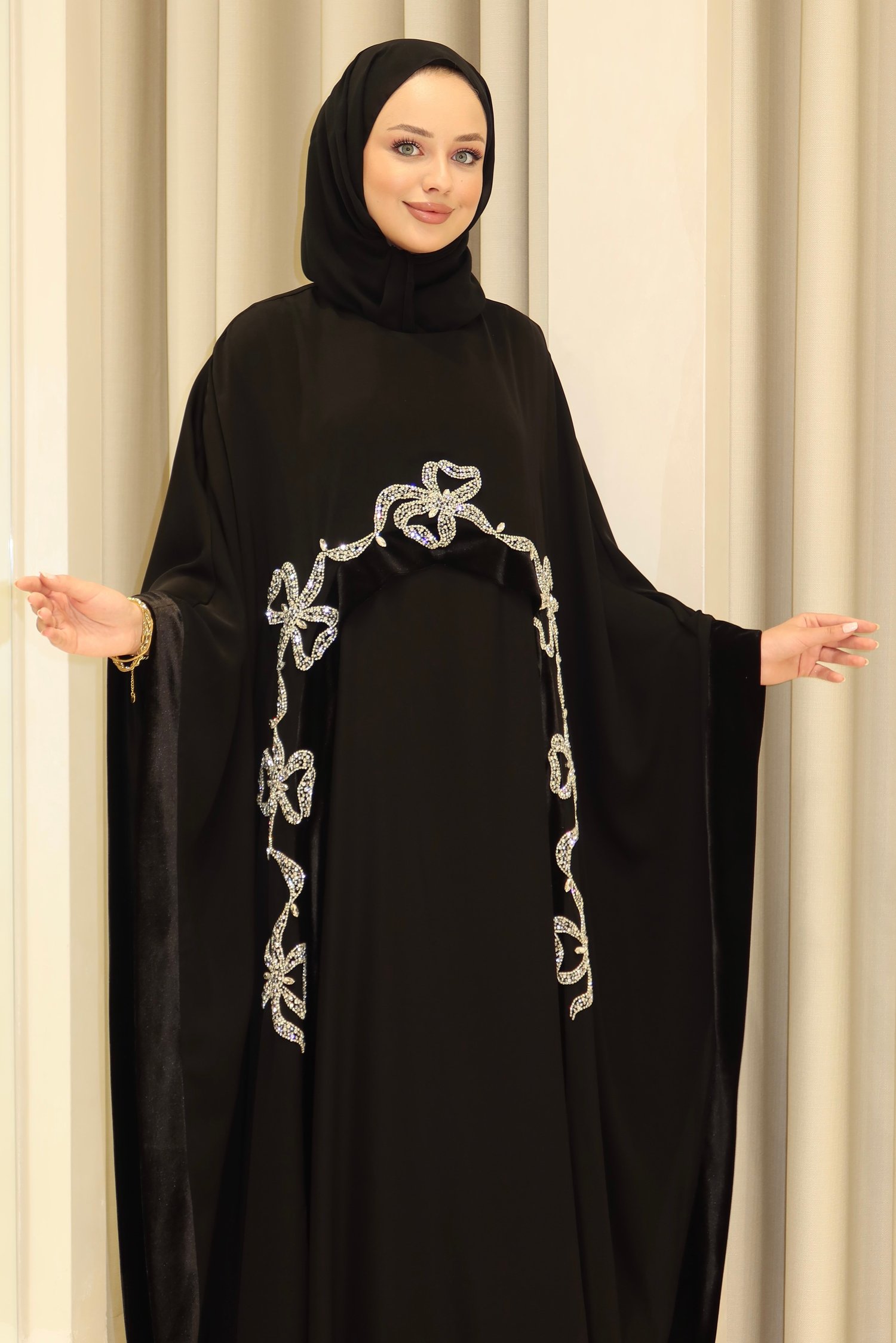 TERLAN ABAYA