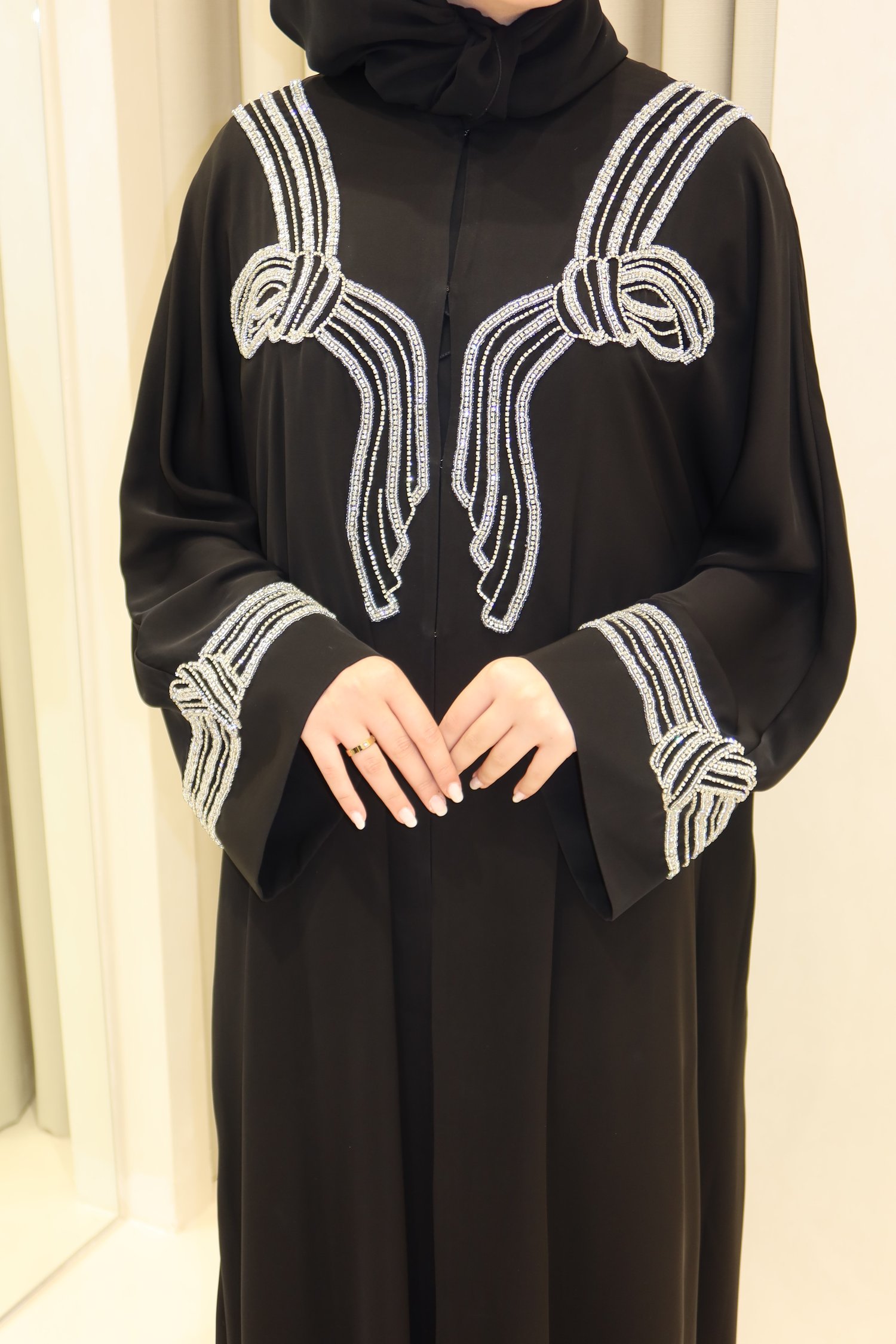 YUTAB ABAYA