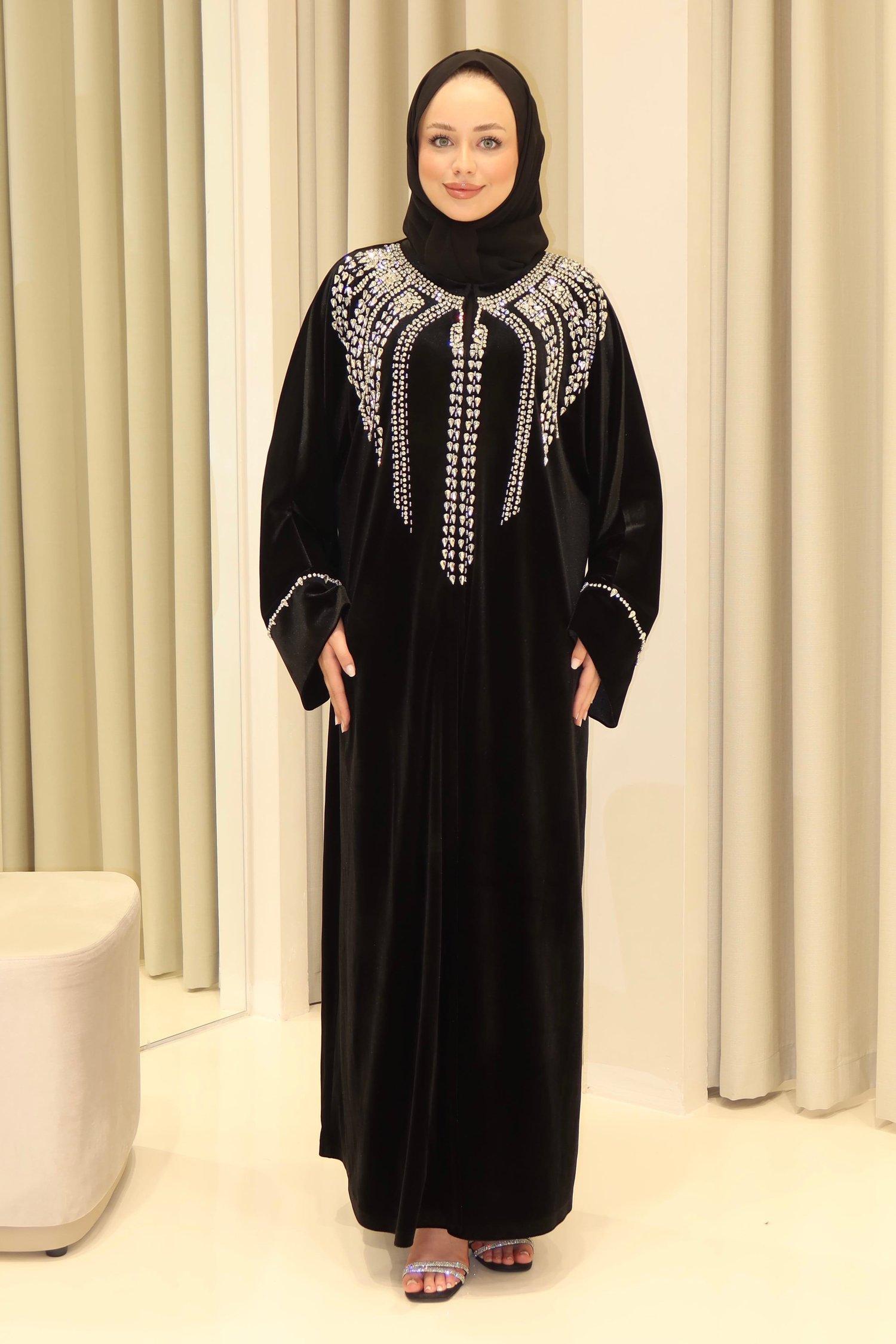 ZÜHA ABAYA