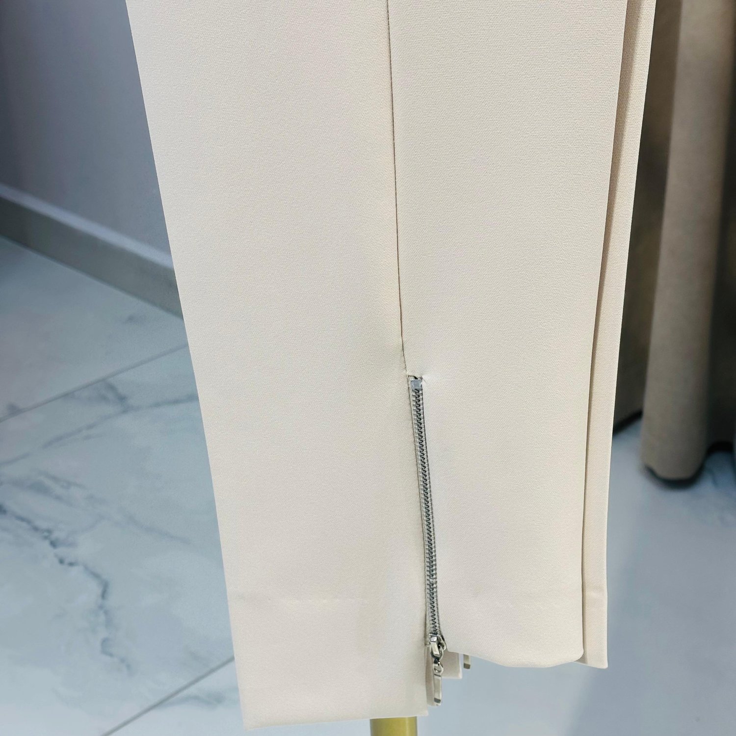Fermuar Detaylı Pantolon Siyah ve Bej 1101