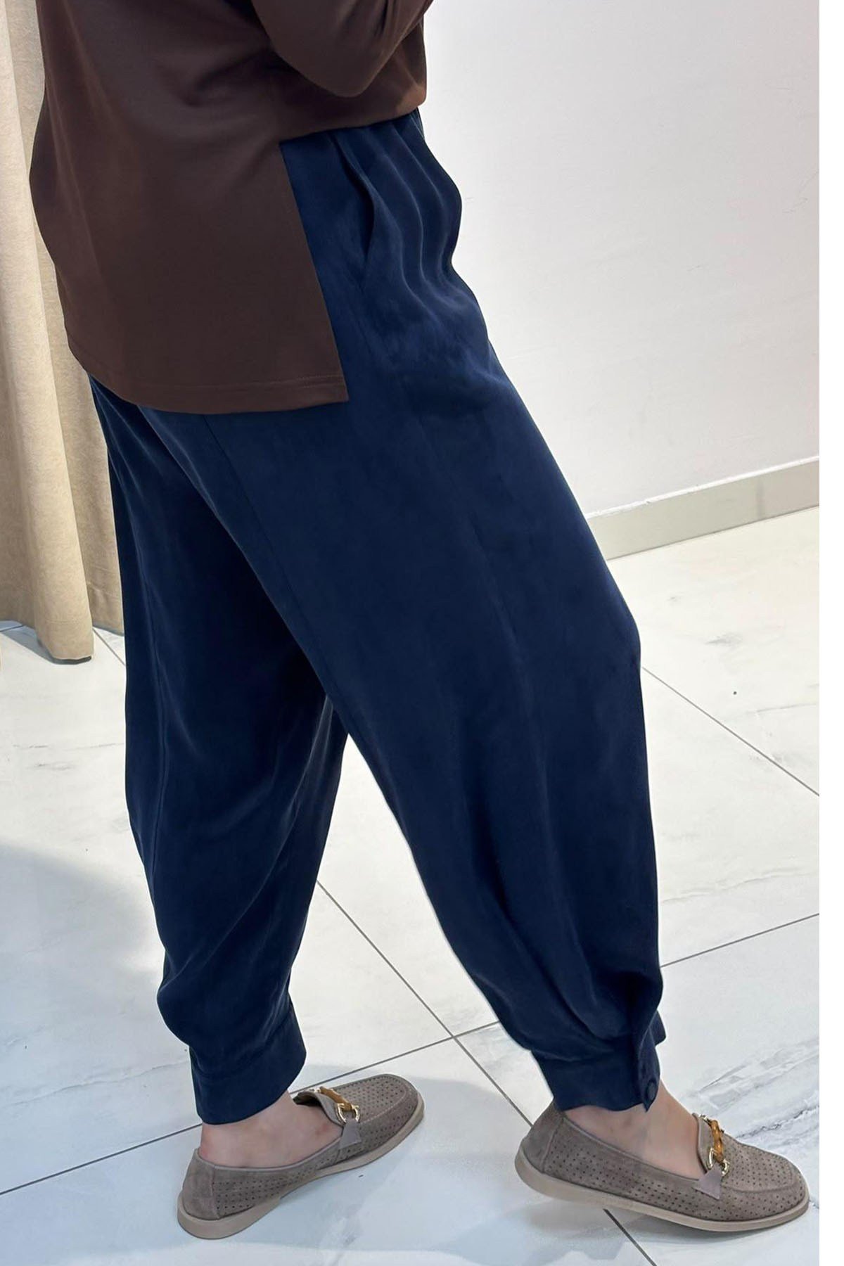 Paçaları Düğmeli Cupra Görünümlü Şalvar Pantolon Lacivert