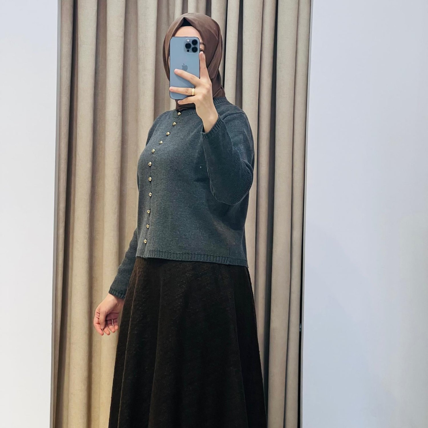 TERZİ DÜKKANI LOREN METAL DÜĞMELİ TRİKO HIRKA GRİ