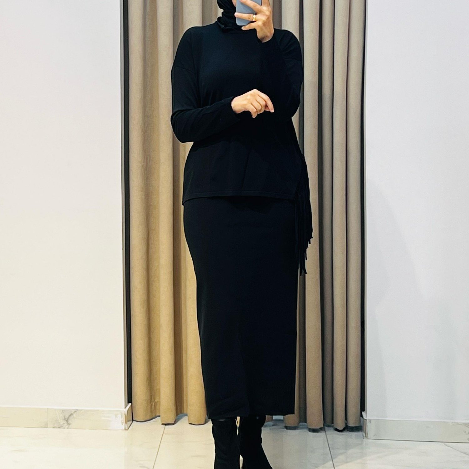TIĞ TRİKO PÜSKÜL DETAYLI BLUZ ETEK RAYON TAKIM SİYAH